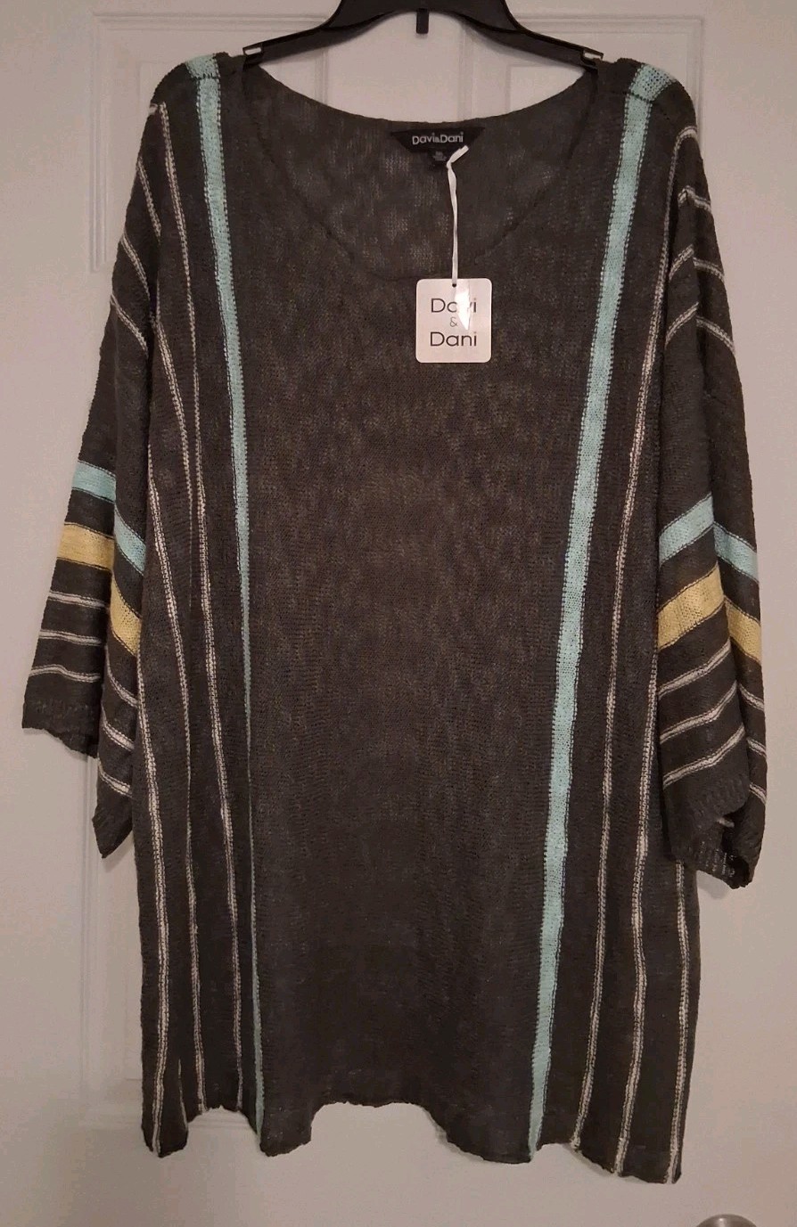 “Davi & Dani” Womens Knit Top, Size 3xl, Gray, Multicolor Striped, 3/4 Sleeves
