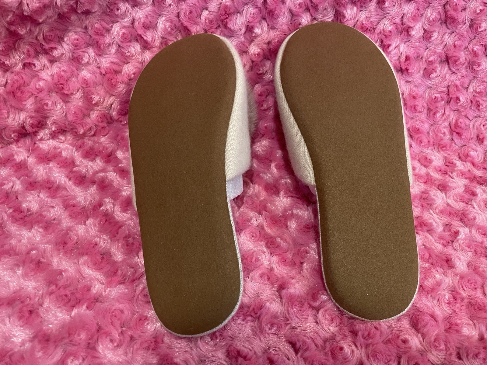 New! Naked Cashmere Love Slippers 100% Cashmere w/Fox Fur Sz L/XL 9-10 🥰