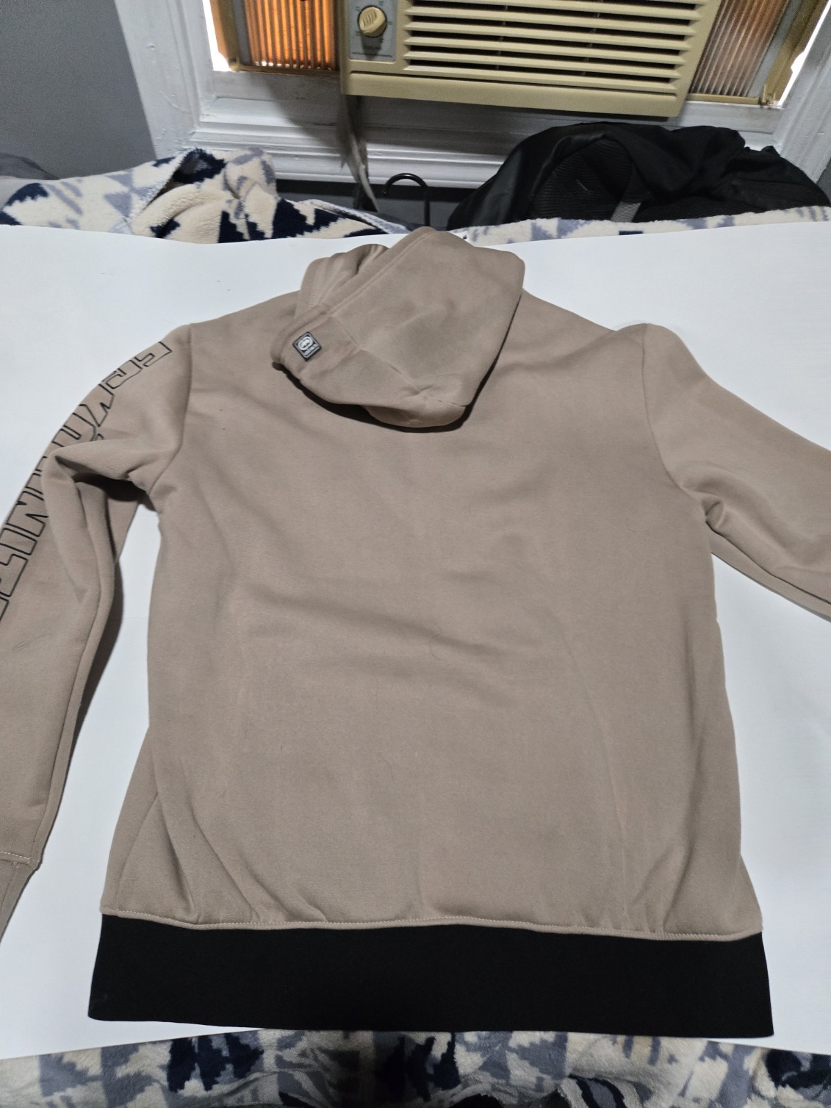 Men’s Beige Fleece Pullover Hoodie Graphic Print Kangaroo Pocket Drawstrings L
