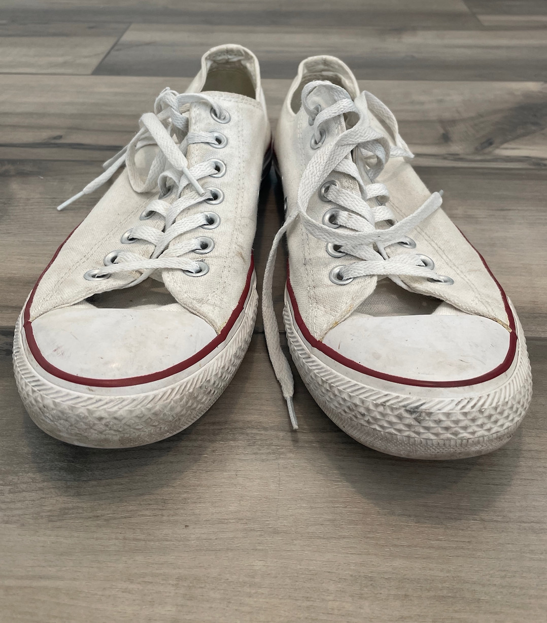 Size 11.5 Womens – Converse Chuck Taylor All Star Low Optic White