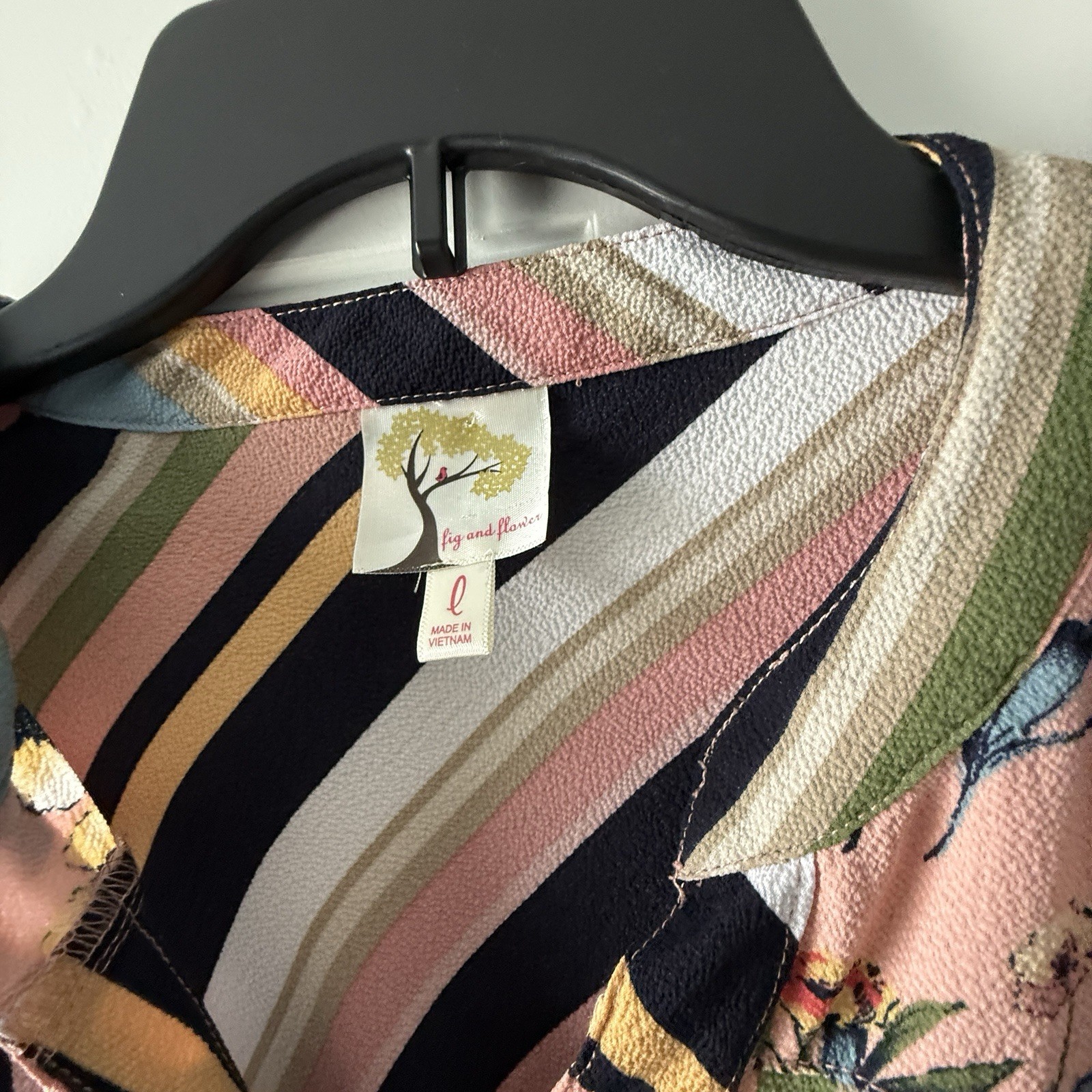 Fig and Flower Multi Color Popular nordstrom Brand Women’s Blouse Large
