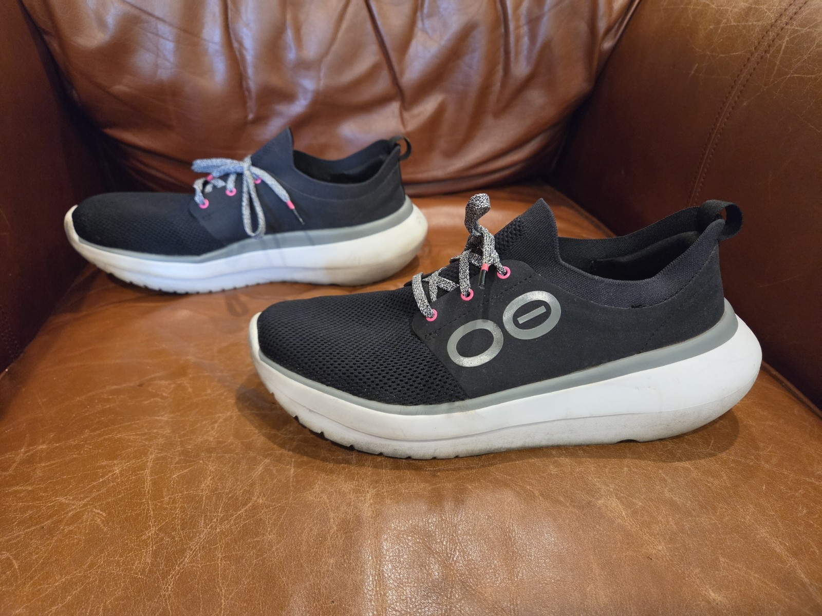 OOFOS OOMY STRIDE RECOVERY Sneakers Womens 11 Black Gray OOFOAM TECHNOLOGY