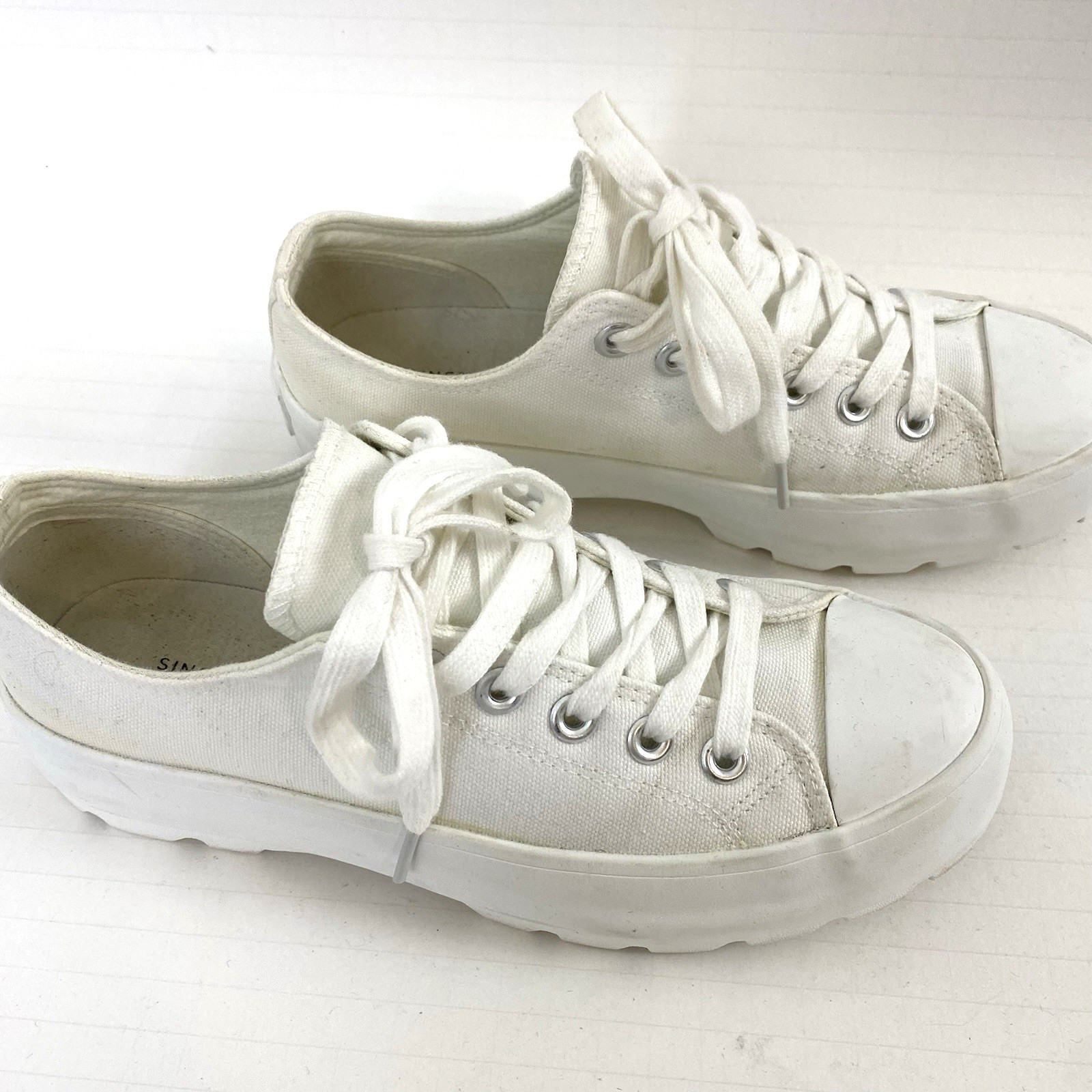 Sincerely Jules Womens Vasco Chunky Platform Sneakers 7 1/2 White Lug Sole Laces