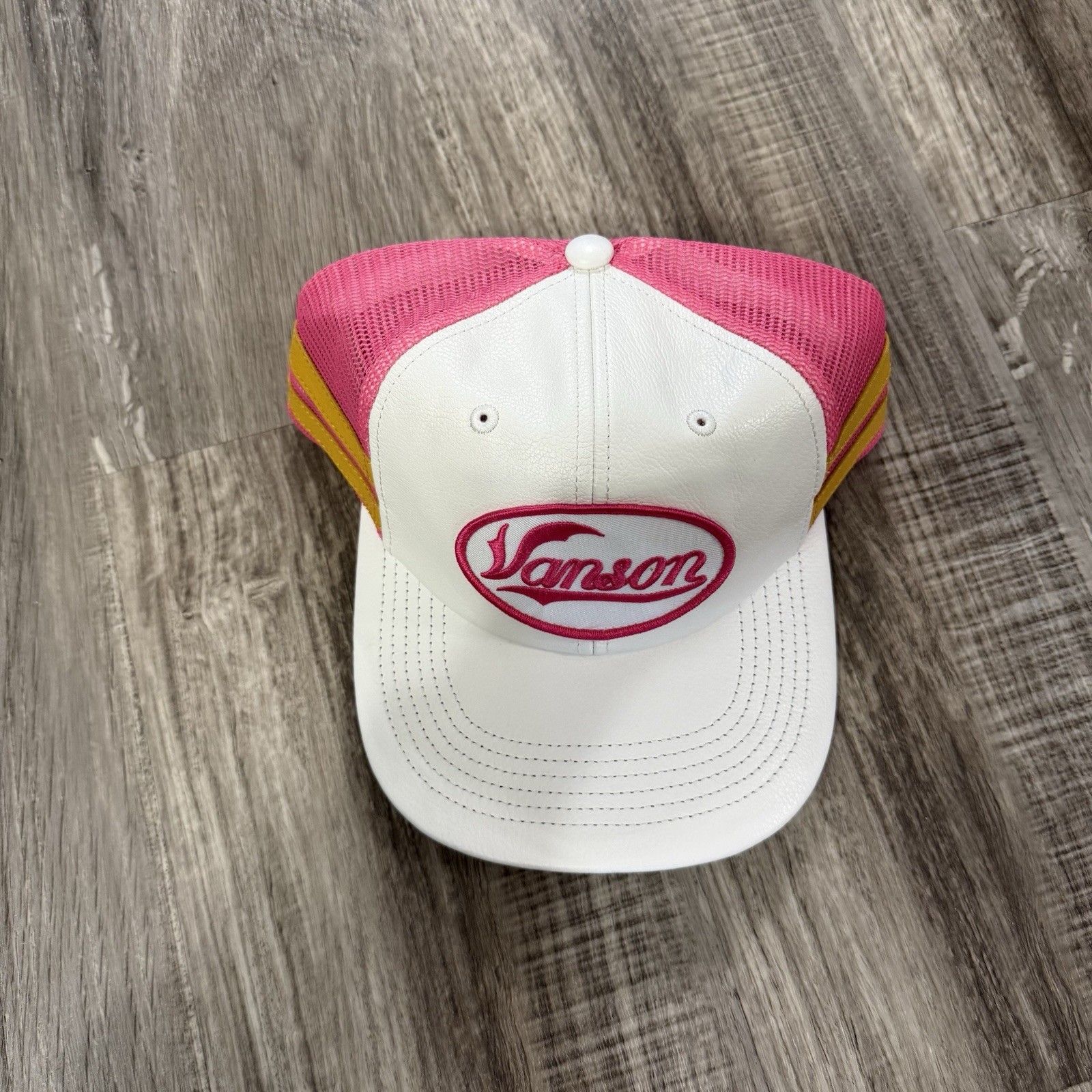 Supreme X Vanson Leather Mesh Back 6-Panel Hat White One Size FW25 – Brand New