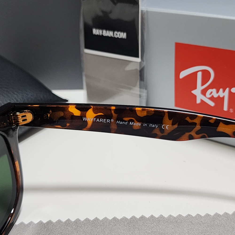 Ray-Ban RB2140-F Wayfarer Sunglasses Tortoise Frame Glass Green Lens 50-22 mm