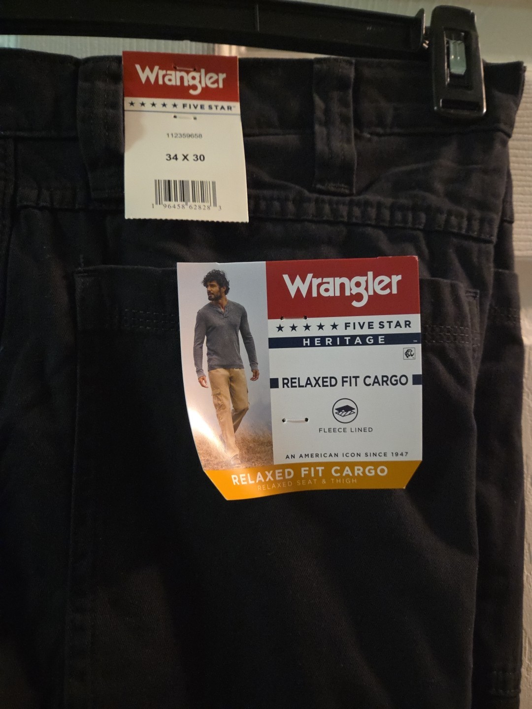 Wrangler Mens Fleece Lined Relaxed Fit Cargo Black Cotton Pants Size 34×30 NWT
