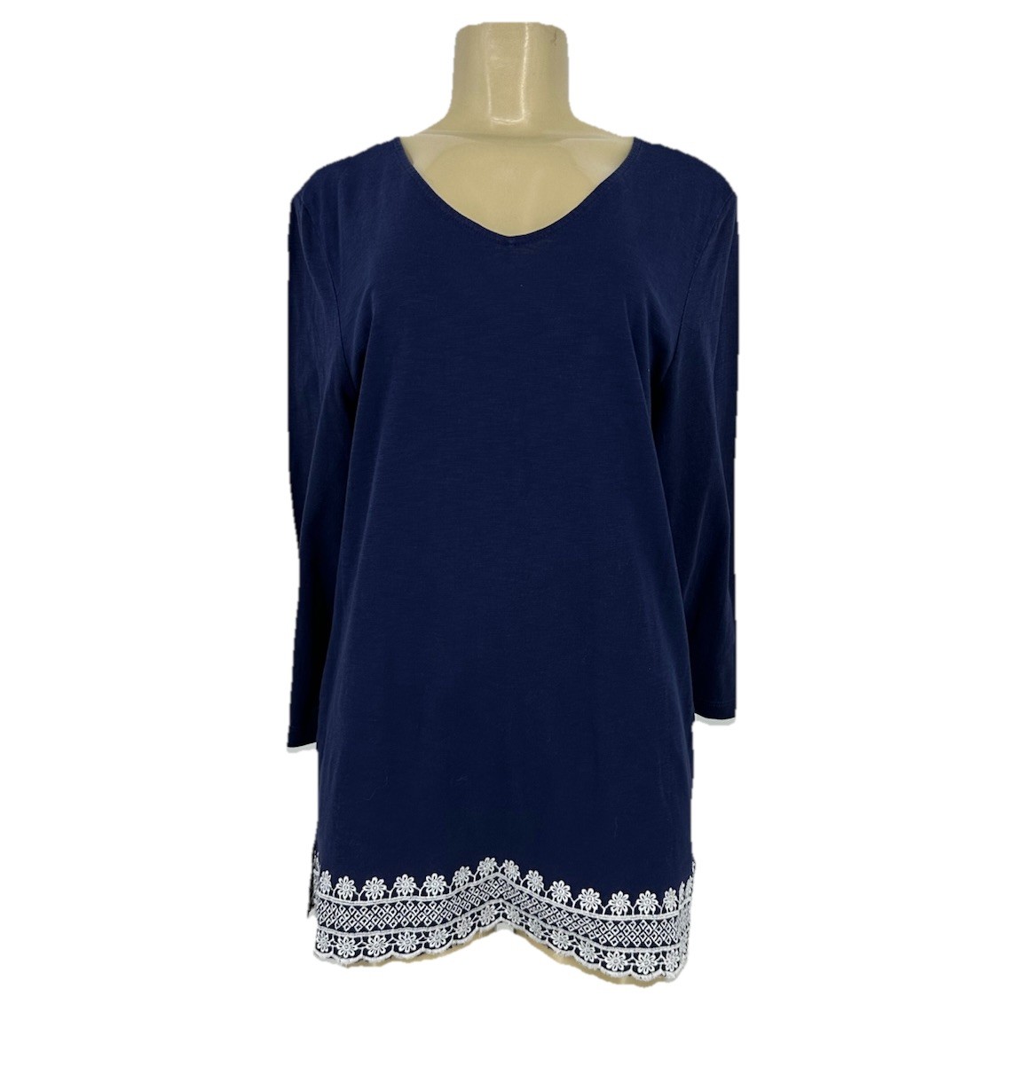 Chicos Medium Women Pull Over Navy Blue 3/4 Sleeve Top Tunic Crochet Trim S8
