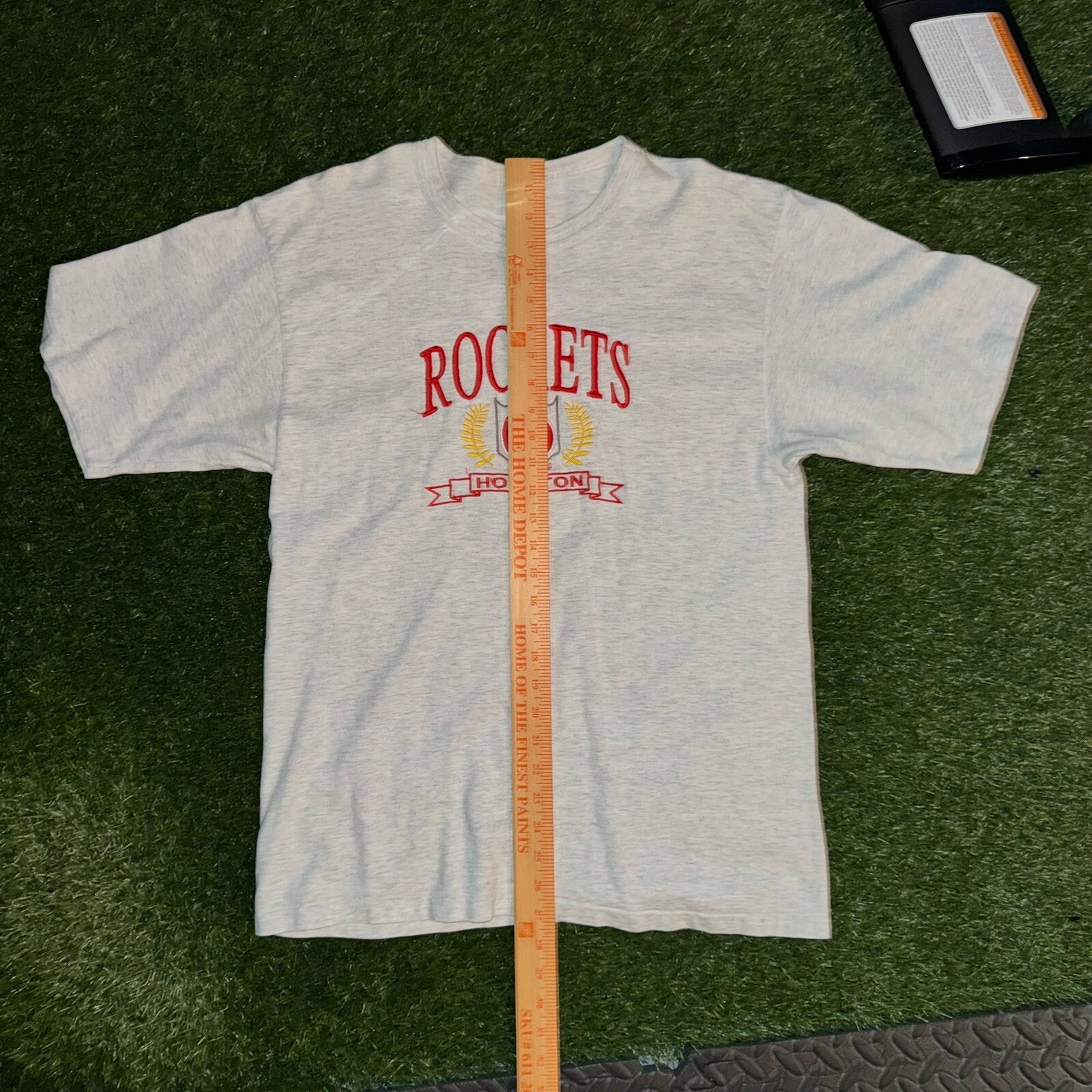 Vintage Houston Rockets Men’s Size M 1994 Clutch City NBA T-Shirt Gray