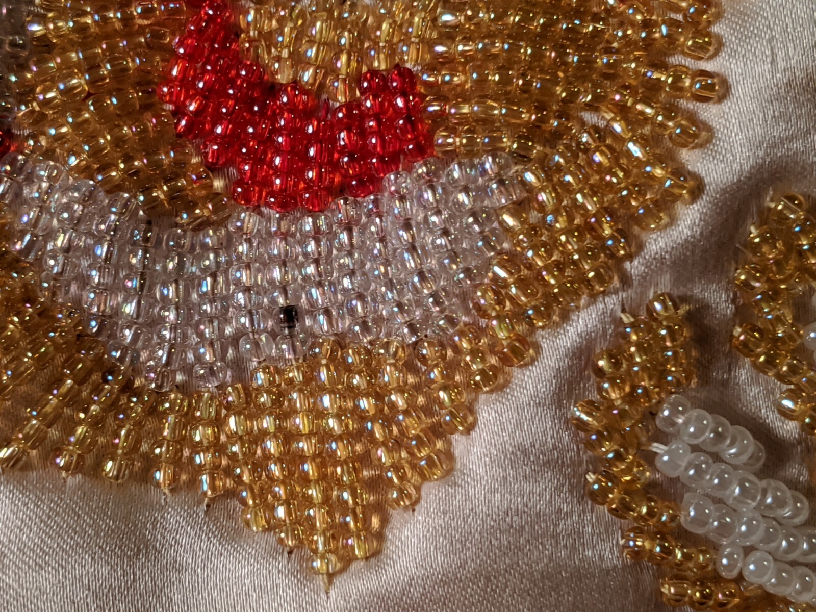 Small Beaded Evening Bag Purse Handbag Beige Coral Gold Drawstring Strap 9″ x 8″