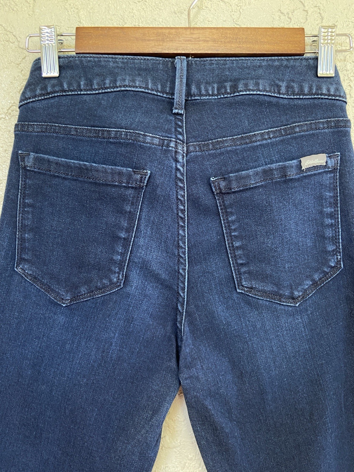 Eddie Bauer Mid Rise Slightly Curvy Skinny Ankle Stretch Jeans Dark Wash Size 2