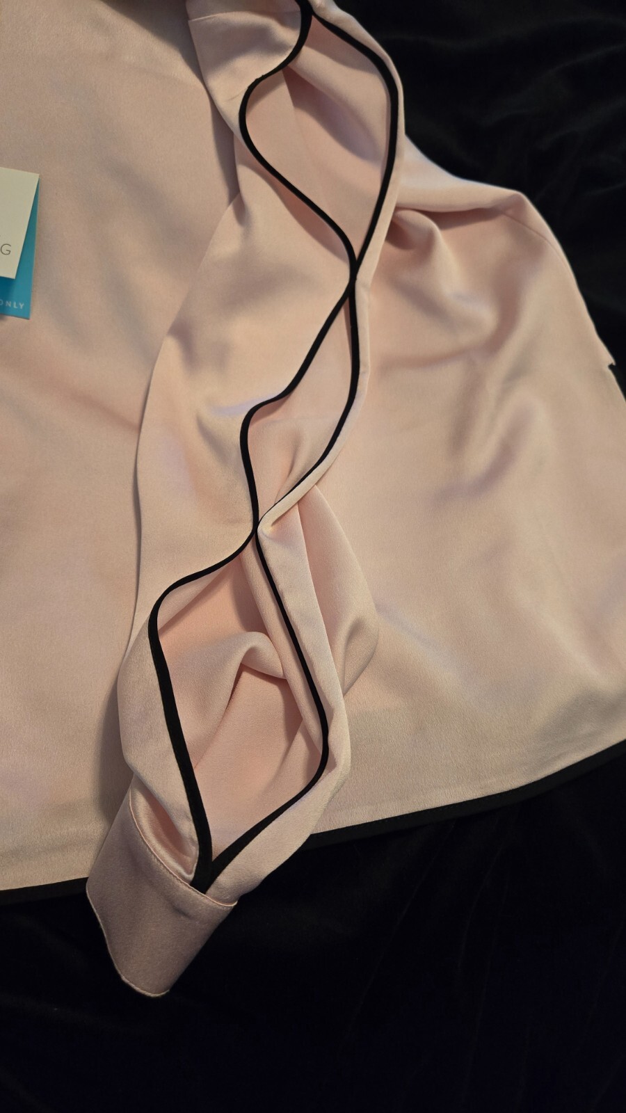 NWT Ming Wang Soft Pink Satin Long Sleeve Top Black Piping and Cutouts Size XS