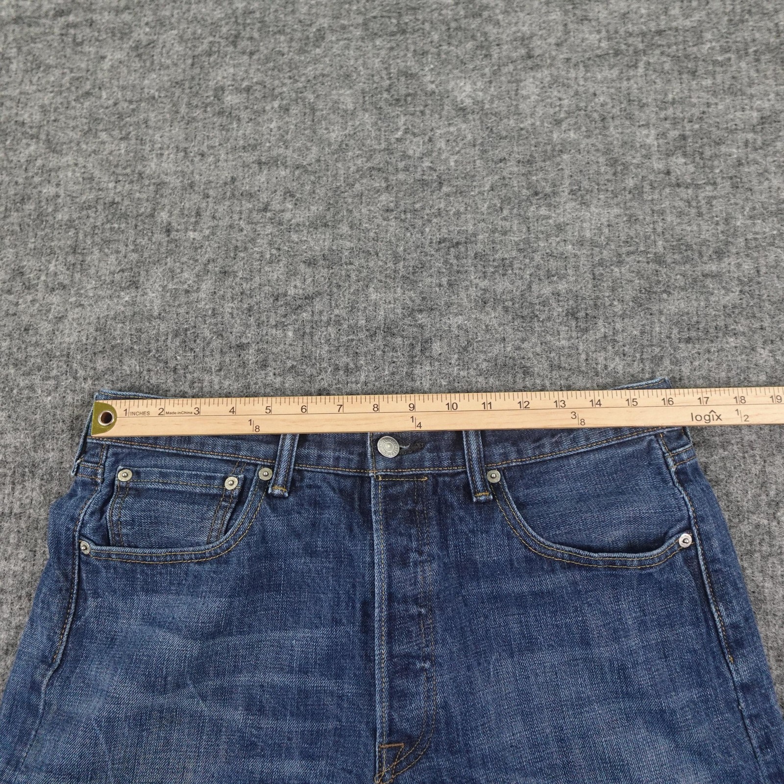 Levis 501XX Jeans Mens 34×30 Straight Leg Button Fly Classic Denim (32×27.5)
