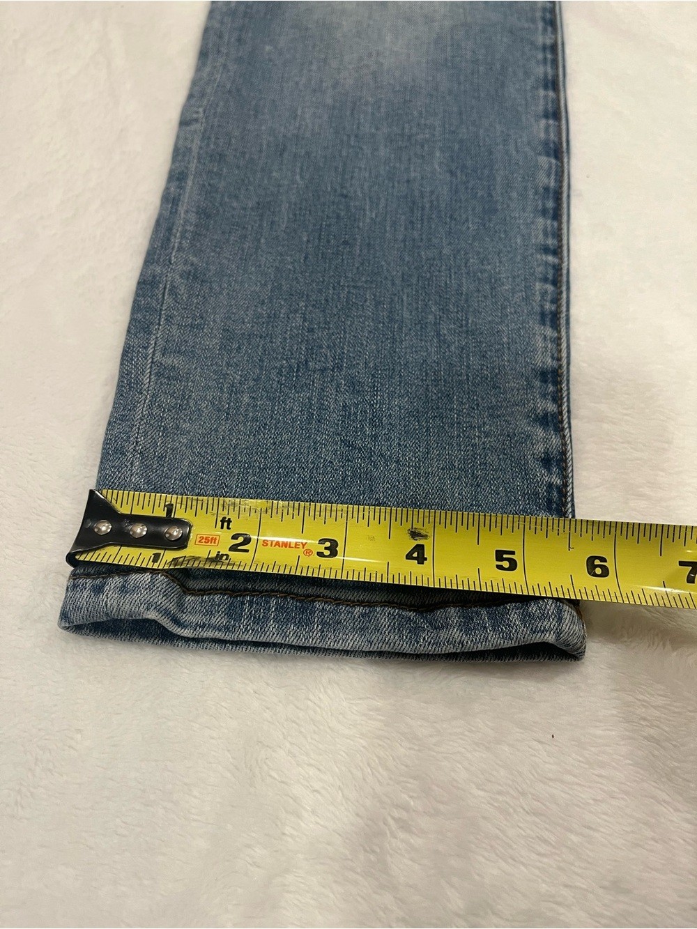 STS Blue “Riley High Rise” Distressed Jeans – Size 27