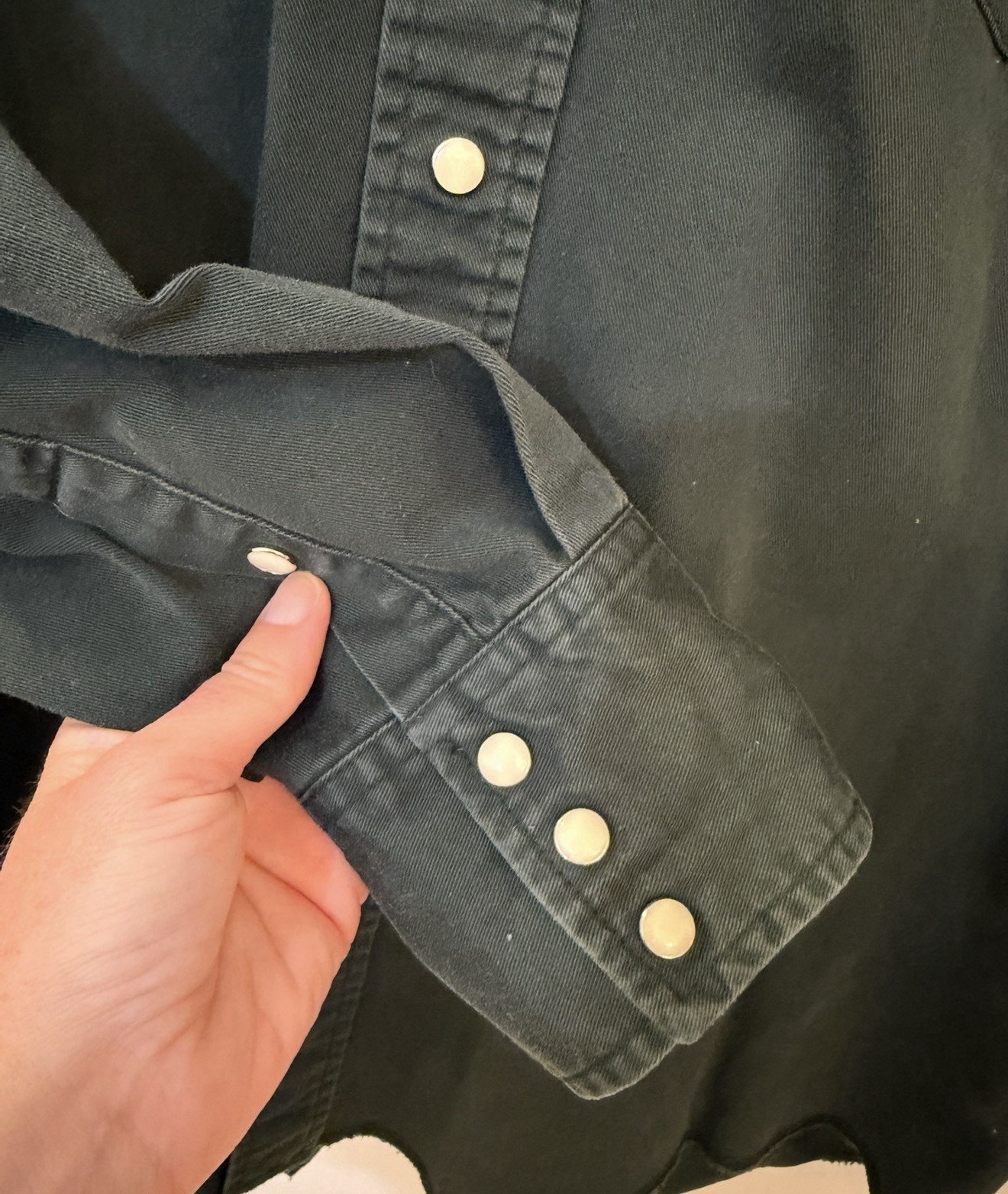 Wrangler Men’s Black Solid Long Sleeve Button-Up Shirt XL Pockets MS70519