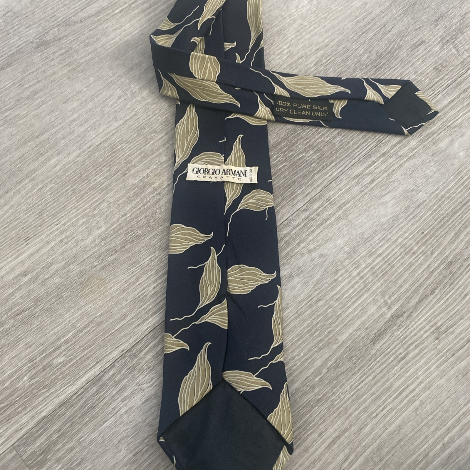80’s Vintage Giorgio Armani Cravatte 100% Silk Tie