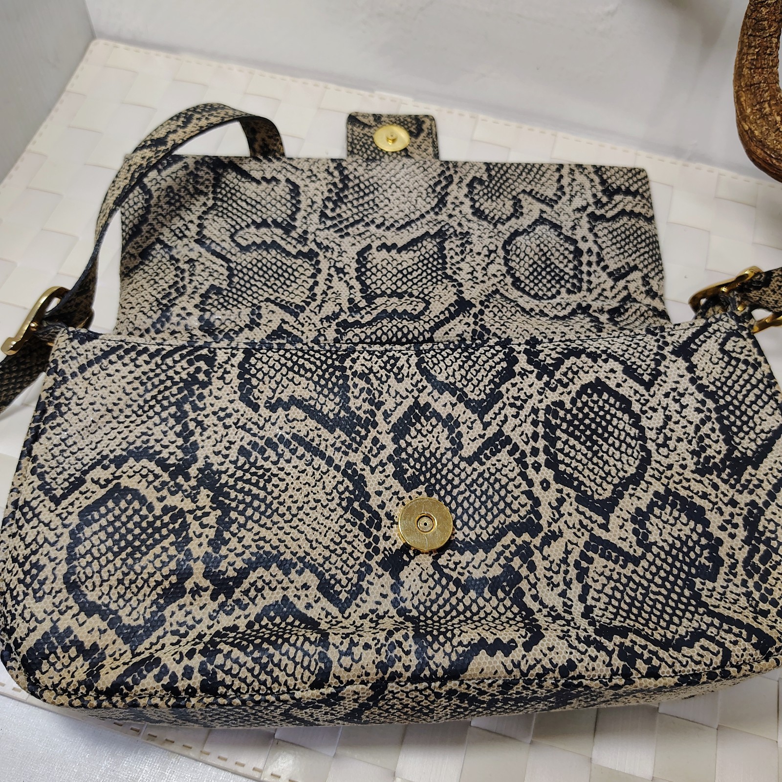 OHH! ASHLEY Leather Snakeskin Print Unique Design Handbag Purse-made in USA