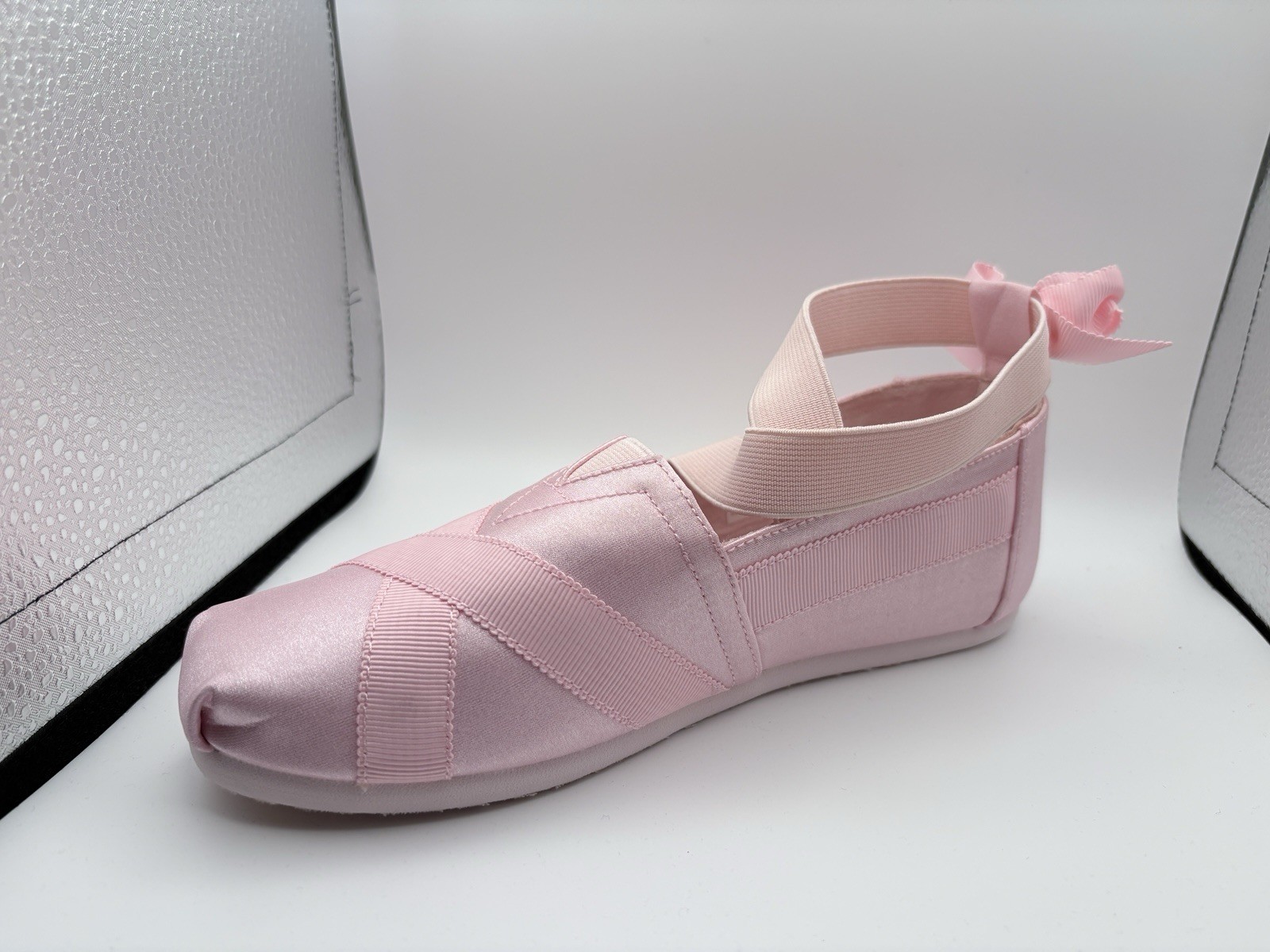 TOMS Pink Satin Ballet Flats Girls Youth Size 3.5 Bow Mary Jane Shoes NWOB