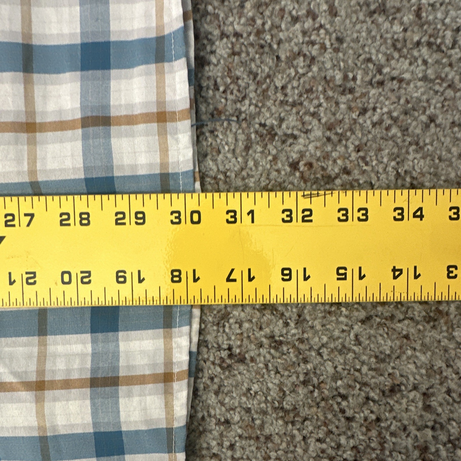Mountain Hardware Mens XL Blue Tan Plaid Short Sleeve Button-Up
