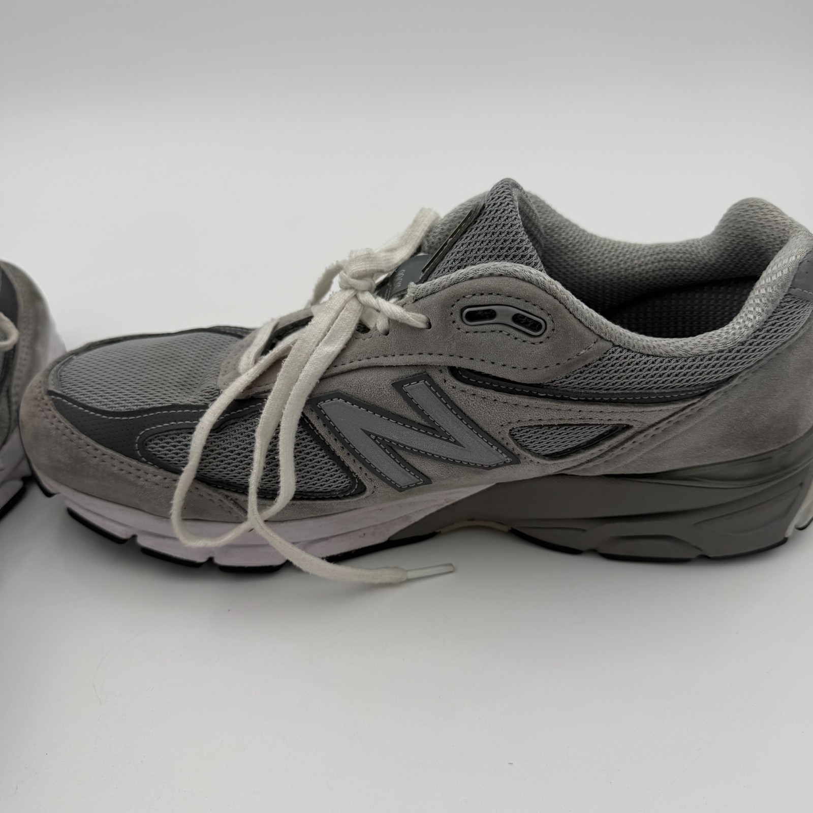 New Balance 990V4 Grey (U990GR4) – Size 10.5