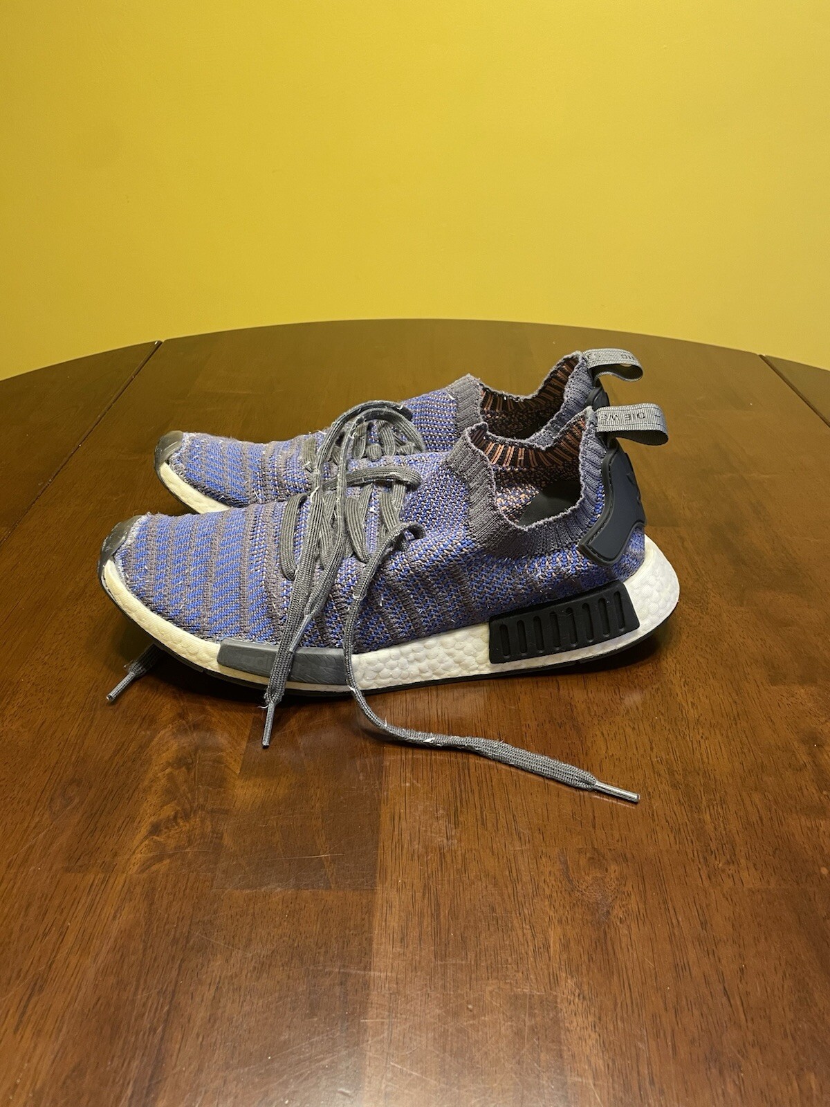 ADIDAS NMD R1 STLT High Resolution Blue PK Primeknit BOOST Men’s US 11 CQ2388