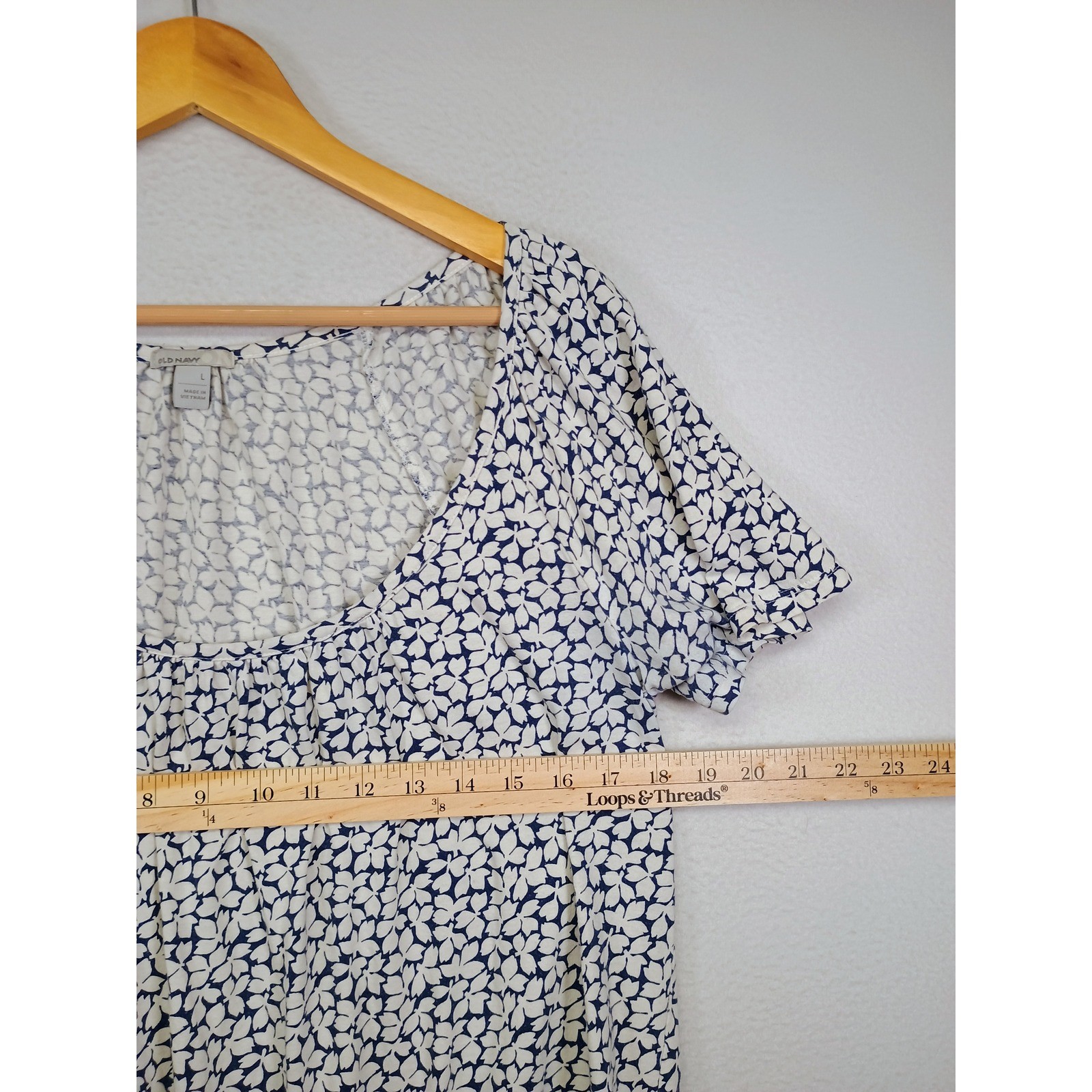 Cottagecore Old Navy Womens Large Blue Floral Scoop Neck Banded Hem Blouse Top