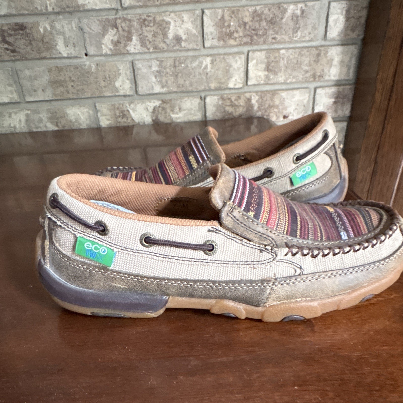 Twisted X Eco Women’s Slip-On Loafer Striped Canvas Leather 7.5 M