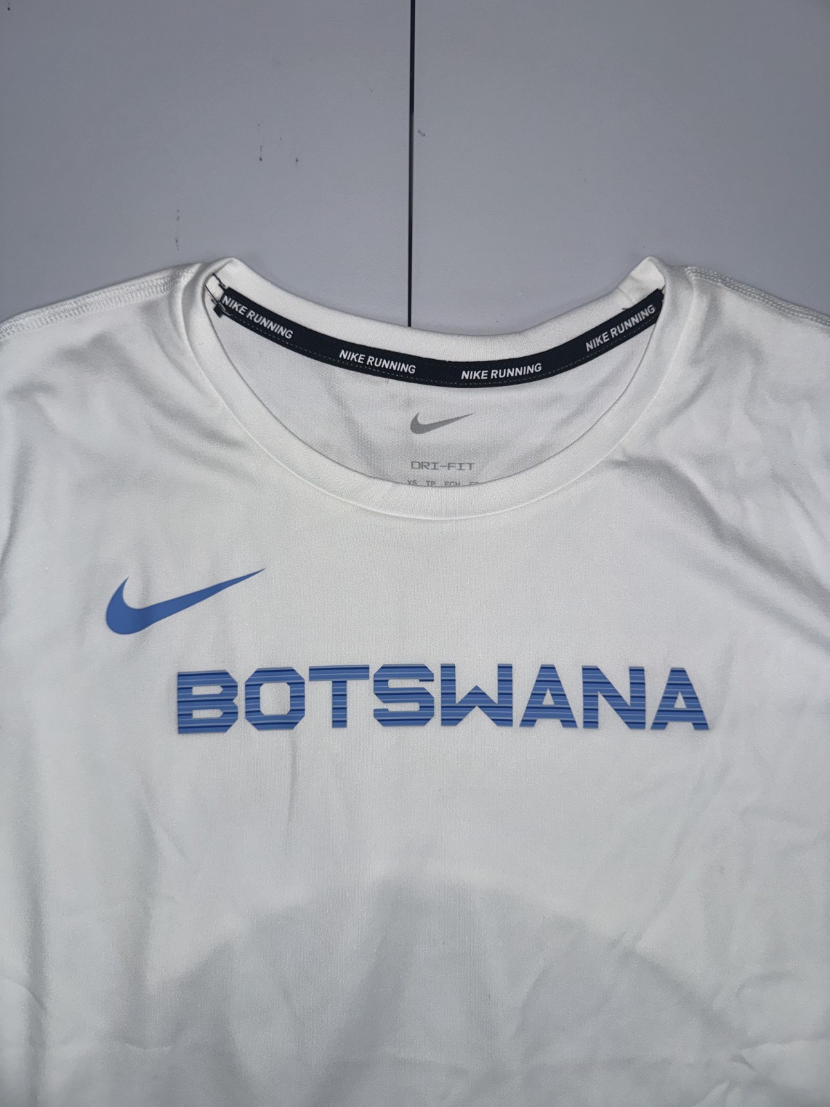 Nike Pro Elite Team Botswana Running Shirt White CT0575-100 Women’s Size XS