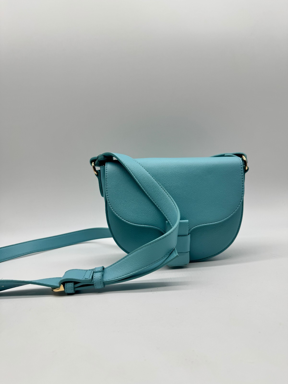 On 34th Holmme women’s small saddle crossbody bag -SEA SPRAY / AQUA~