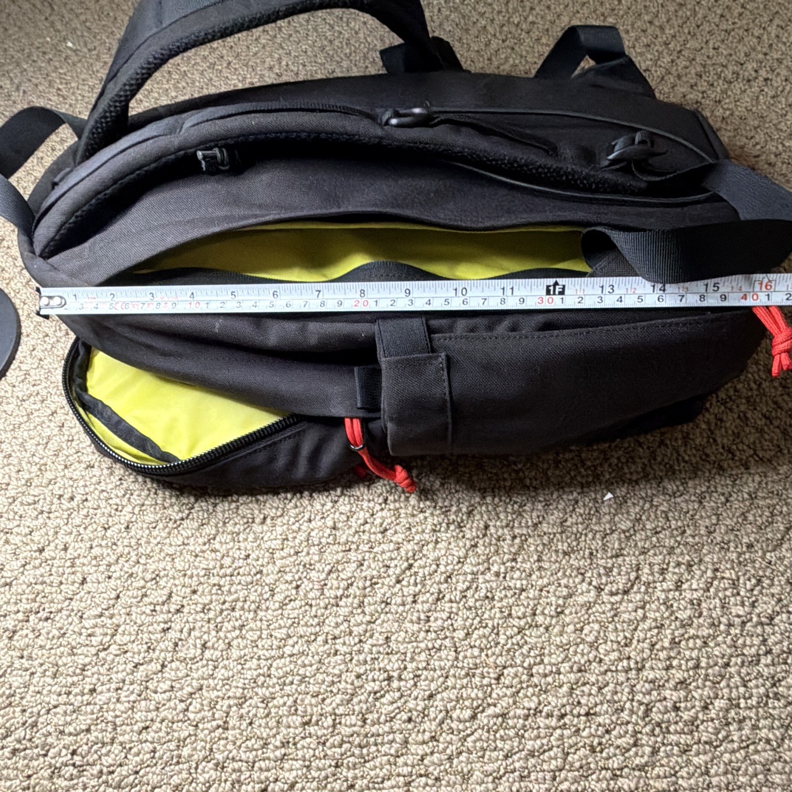 Topo Designs Daypack Classic 21.6L Backpack Black/Black One Size