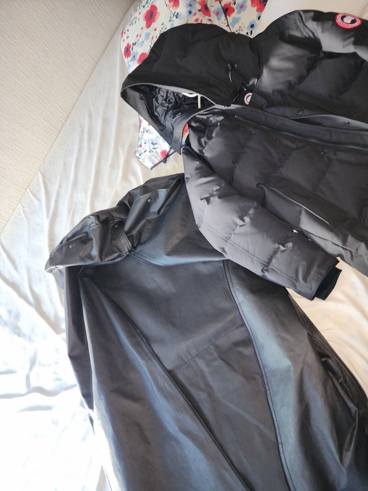 Canada Goose Carson Black Hooded Parka Coyote Trim Fur Men’s M