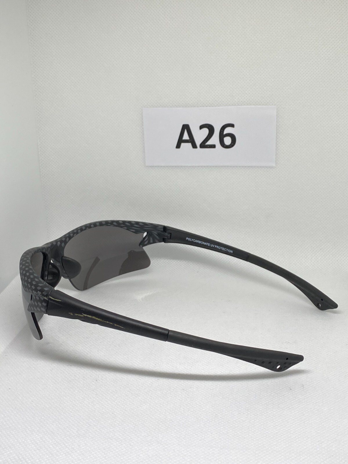 sunglasses plastic polycarbonate 1301b