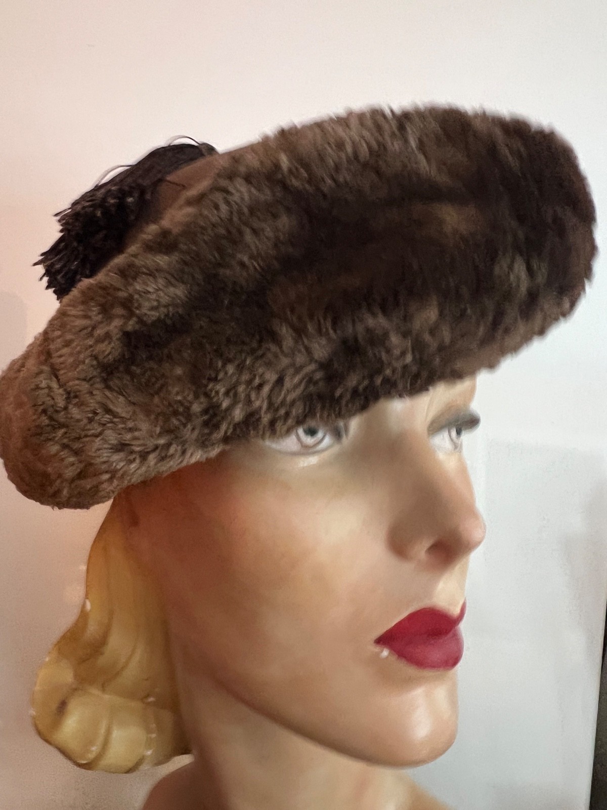 Vintage Round Real Fur and wool Hat , STYLISH, tassel.