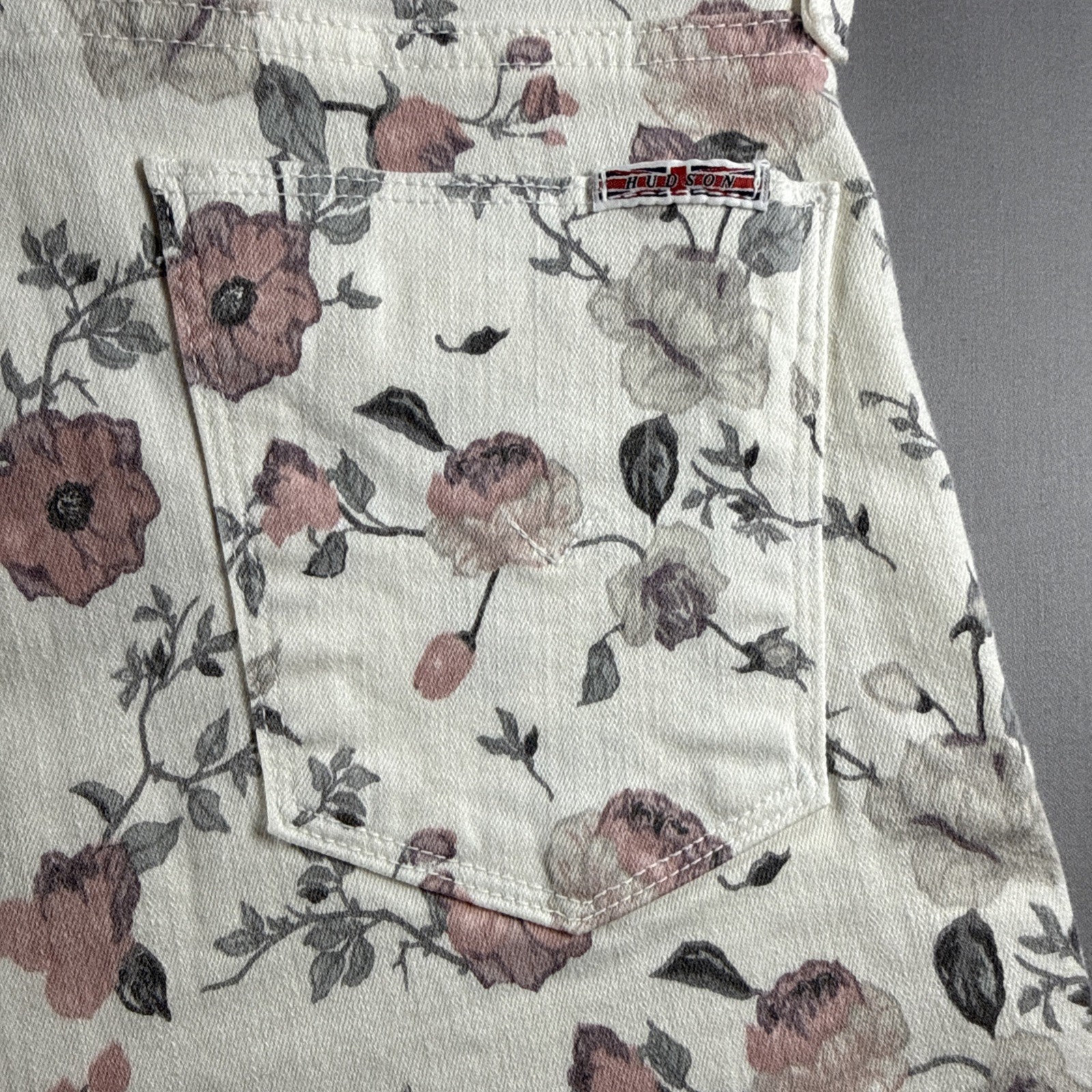 HUDSON Nico MidRise Super Skinny Jeans Suay Pink Floral Print Ankle Size 26
