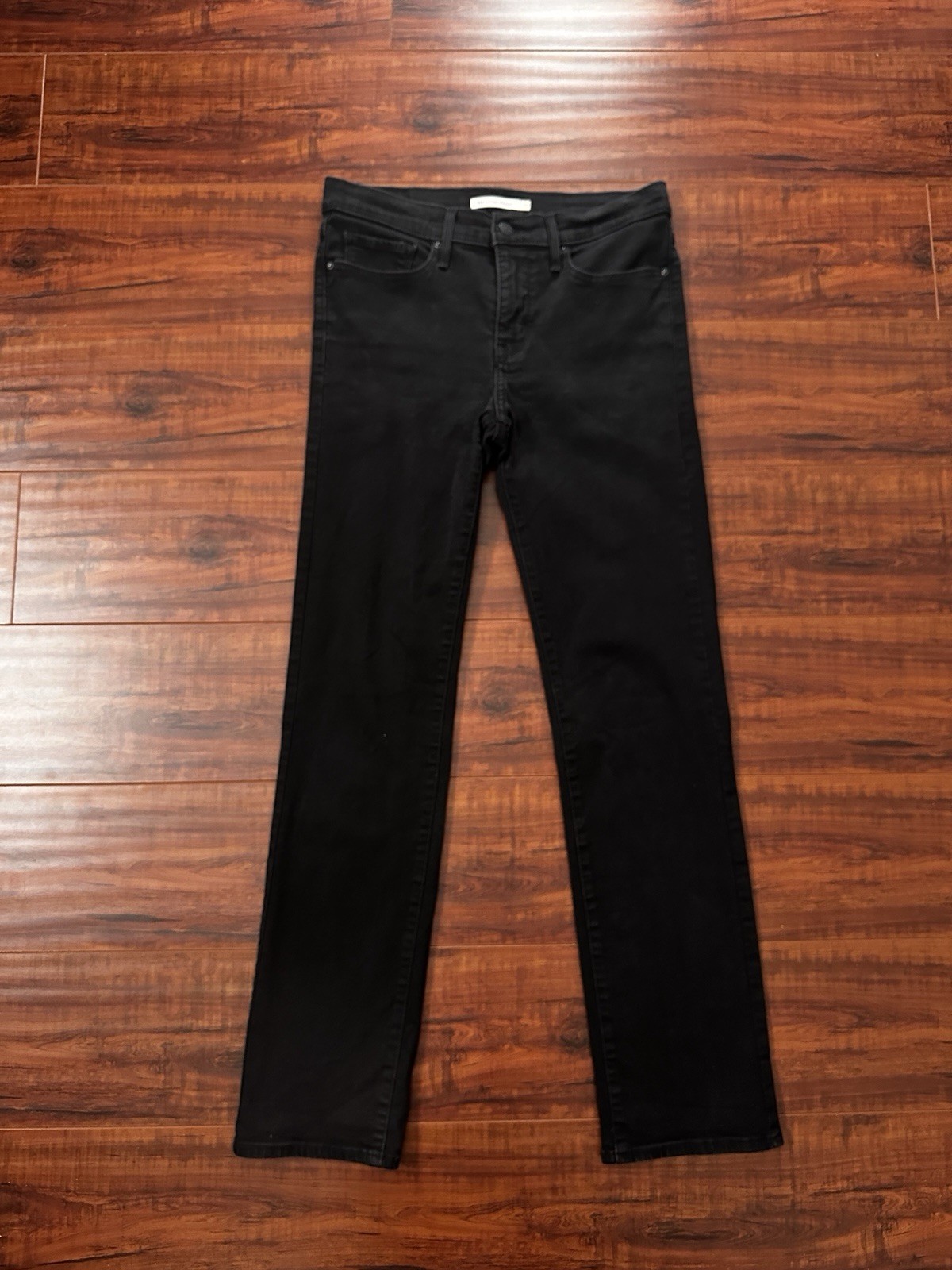 Levi’s Shaping Straight Women’s Black Denim Jeans 300 Series Classic Mid Rise