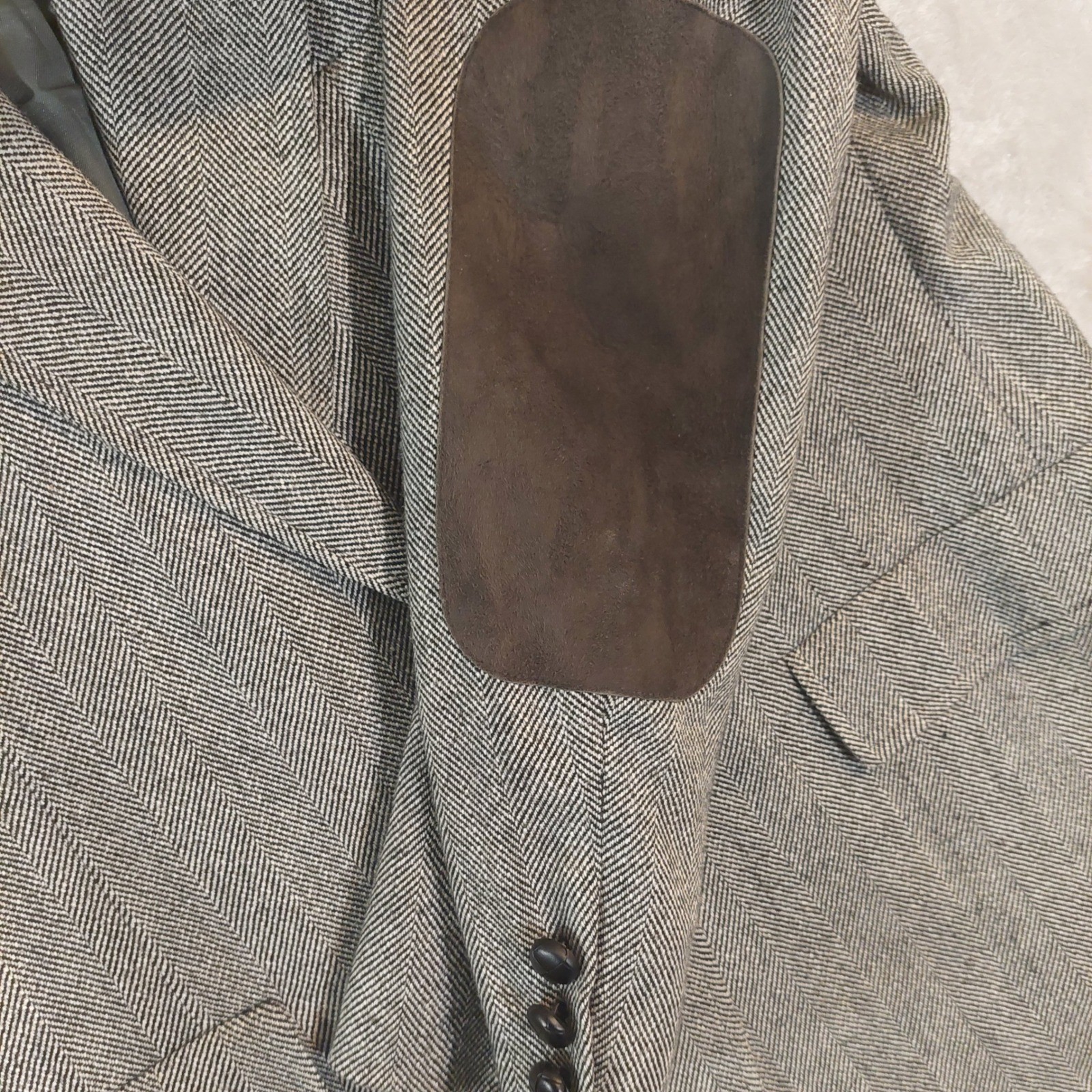 vintage Barons Presidential Herringbone Tweed USA made Jacket Elbow Patches 46R