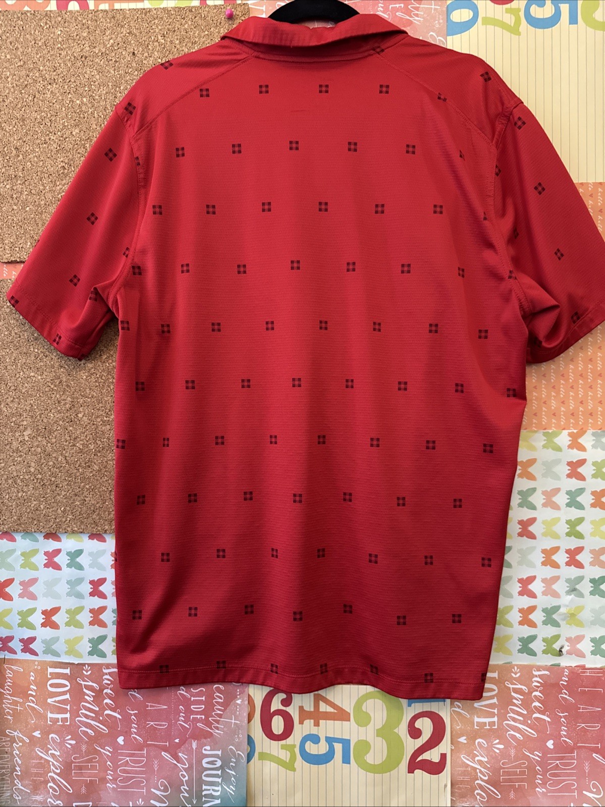 Nike Shirt Mens Red with Black Pattern Polo Golf Short Sleeve Shirt Dri Fit