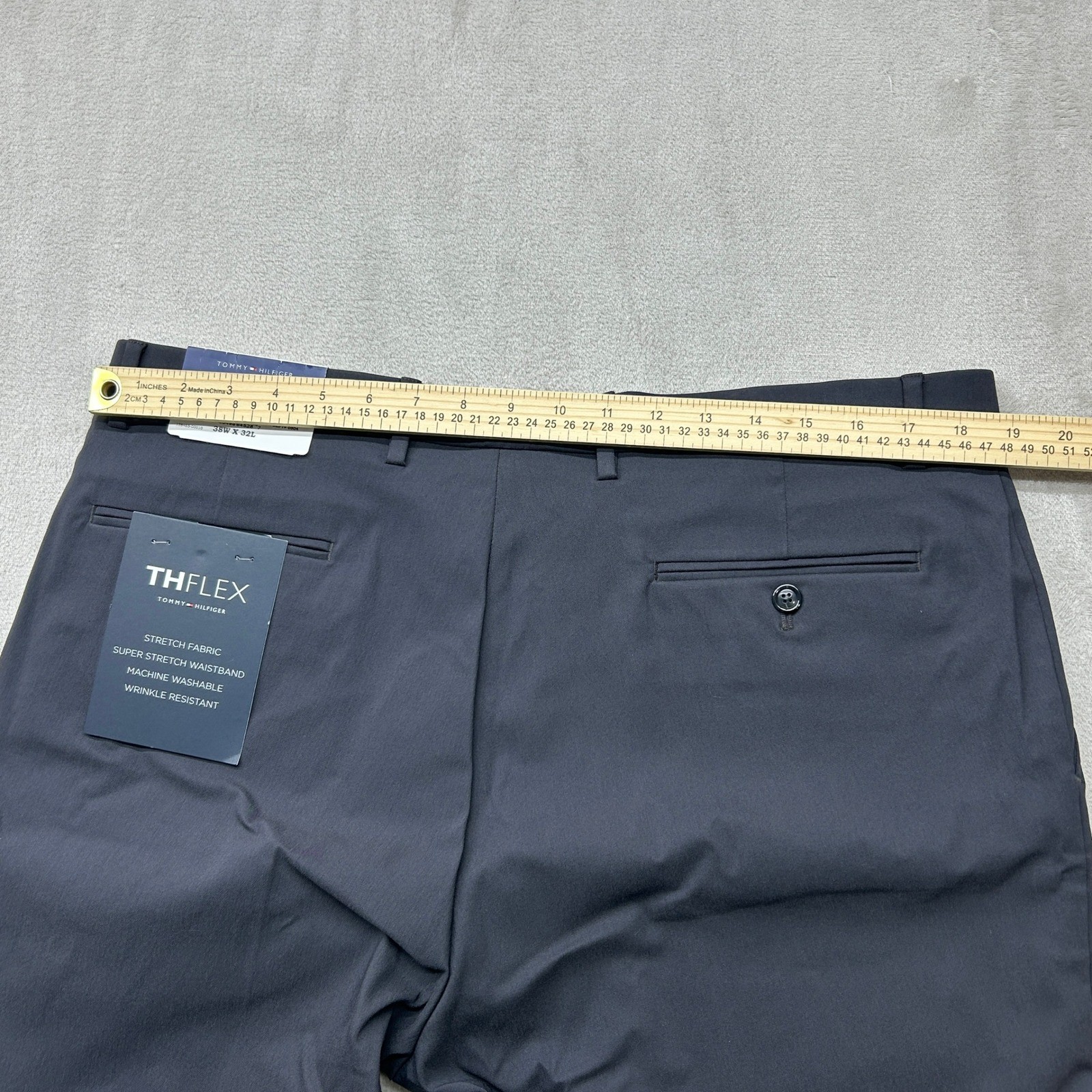 Tommy Hilfiger THFlex Tate Pants Mens 38×32 Charcoal Gray Stretch Wrinkle Resist
