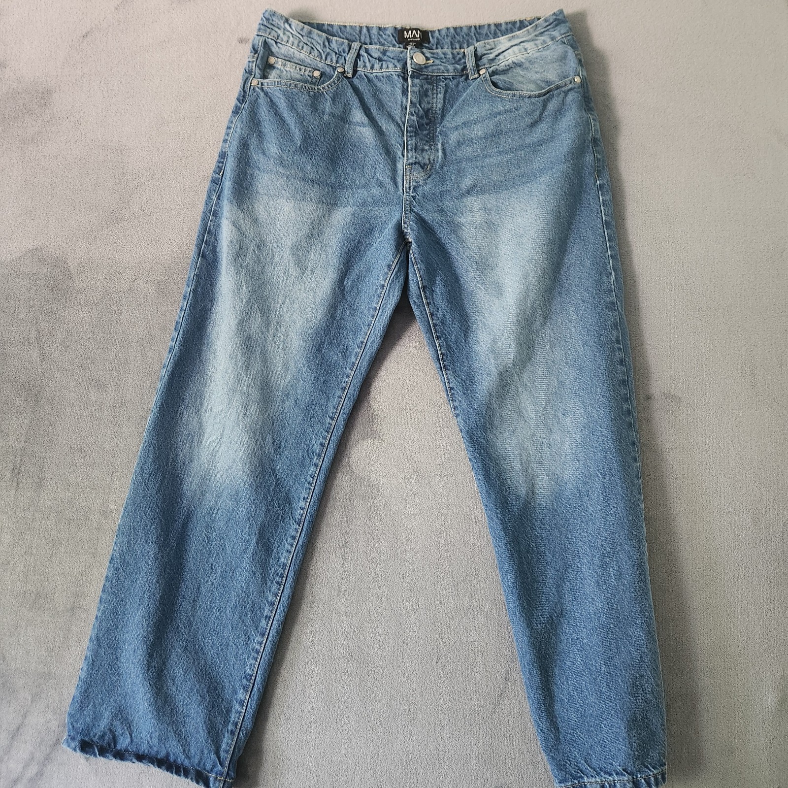 BOOHOO MAN Jeans Mens Size 36 RELAXED FIT MEN’S JEANS Light Wash Distressed