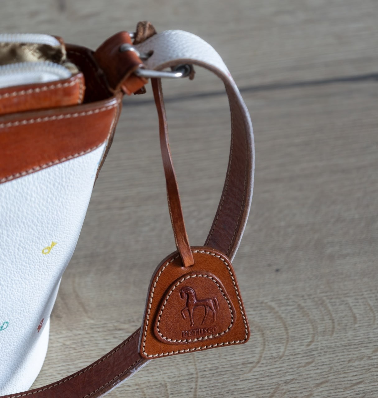 Rare Vintage Petusco Spain White Leather Bucket Bag – Colorful Horse Print