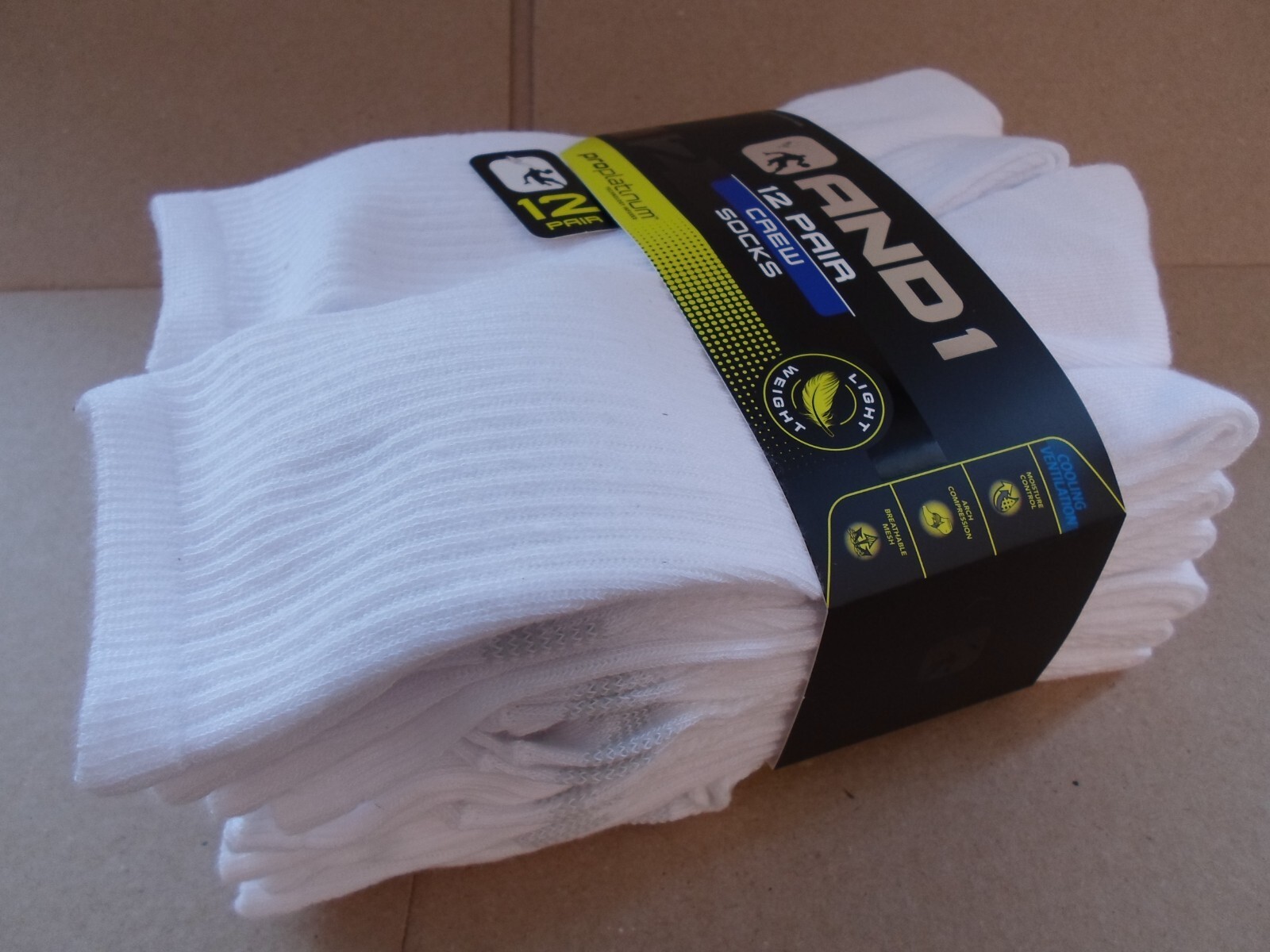 LIGHTWEIGHT STYLE AND1 White 12 Pair ProPlatinum Crew Socks w Arch Compression
