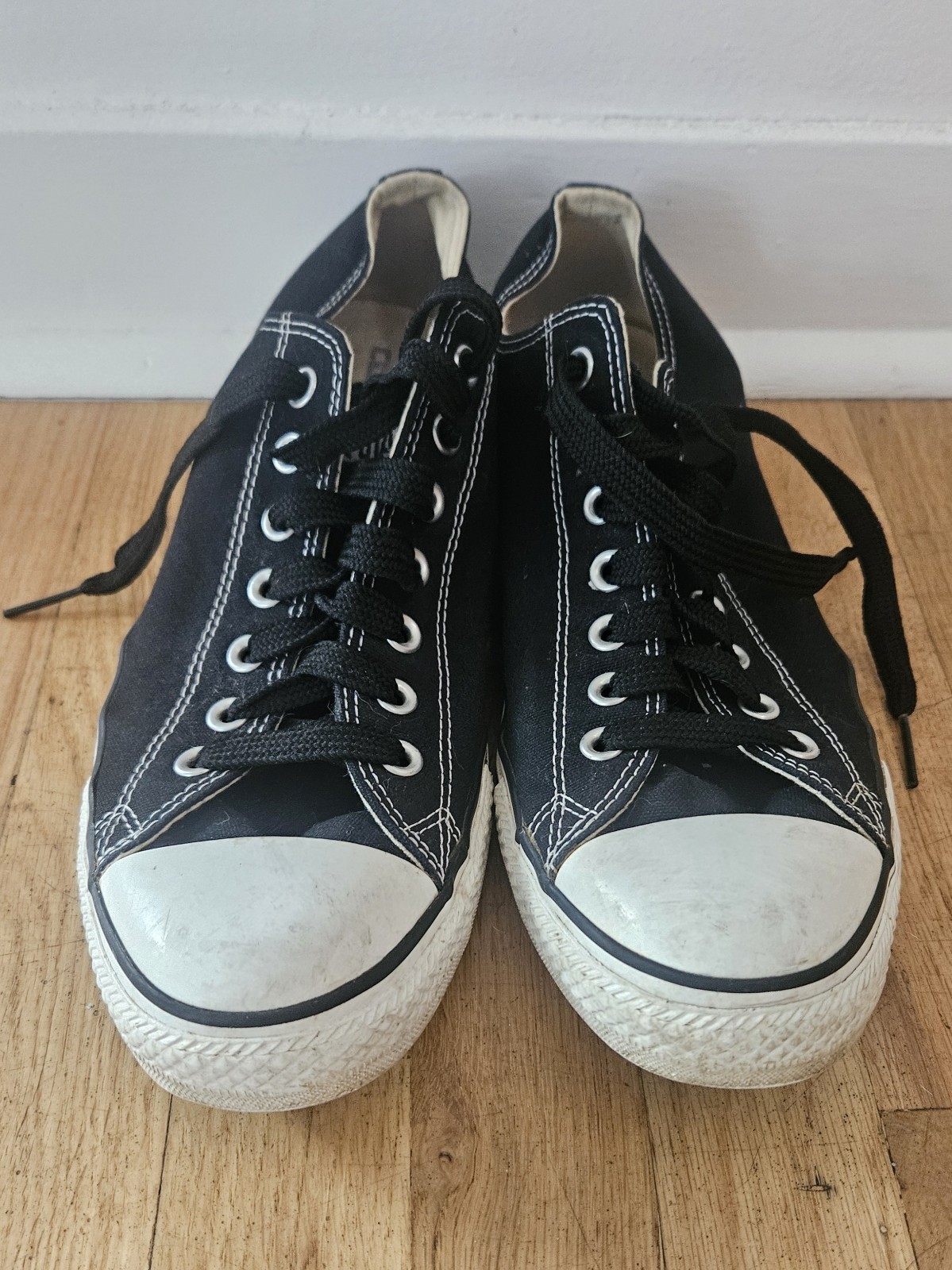 Size 10.5 – Converse Chuck Taylor All Star Low Classic Black