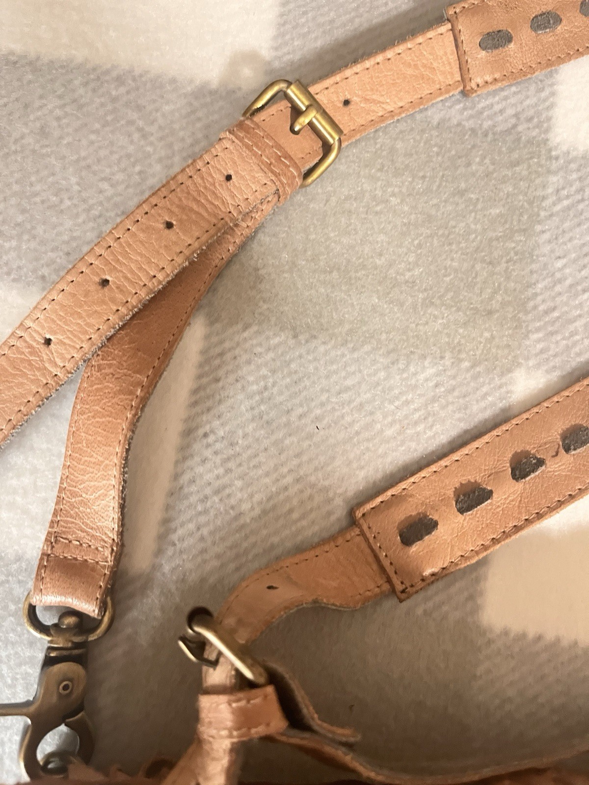 Anabaglish Leather Suede Woven Foldover Crossbody Bag Tassel Boho Brown/Gray