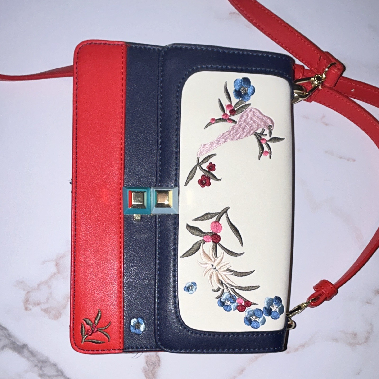 Women’s Multicolor Embroidered Floral Crossbody Bag, Red Detachable Strap