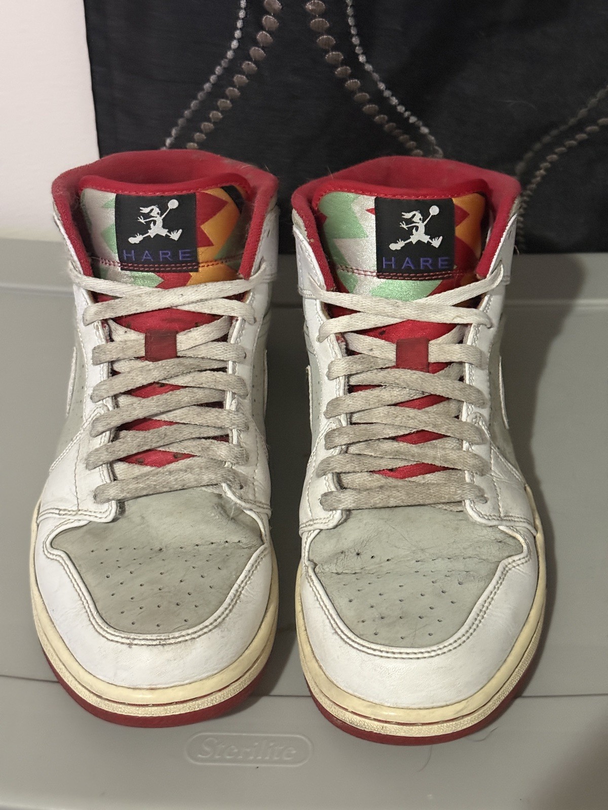 Jordan Air Jordan 1 Mid Hare 2015 – 719551-123 – Size 10.5 Hare Jordan 1s