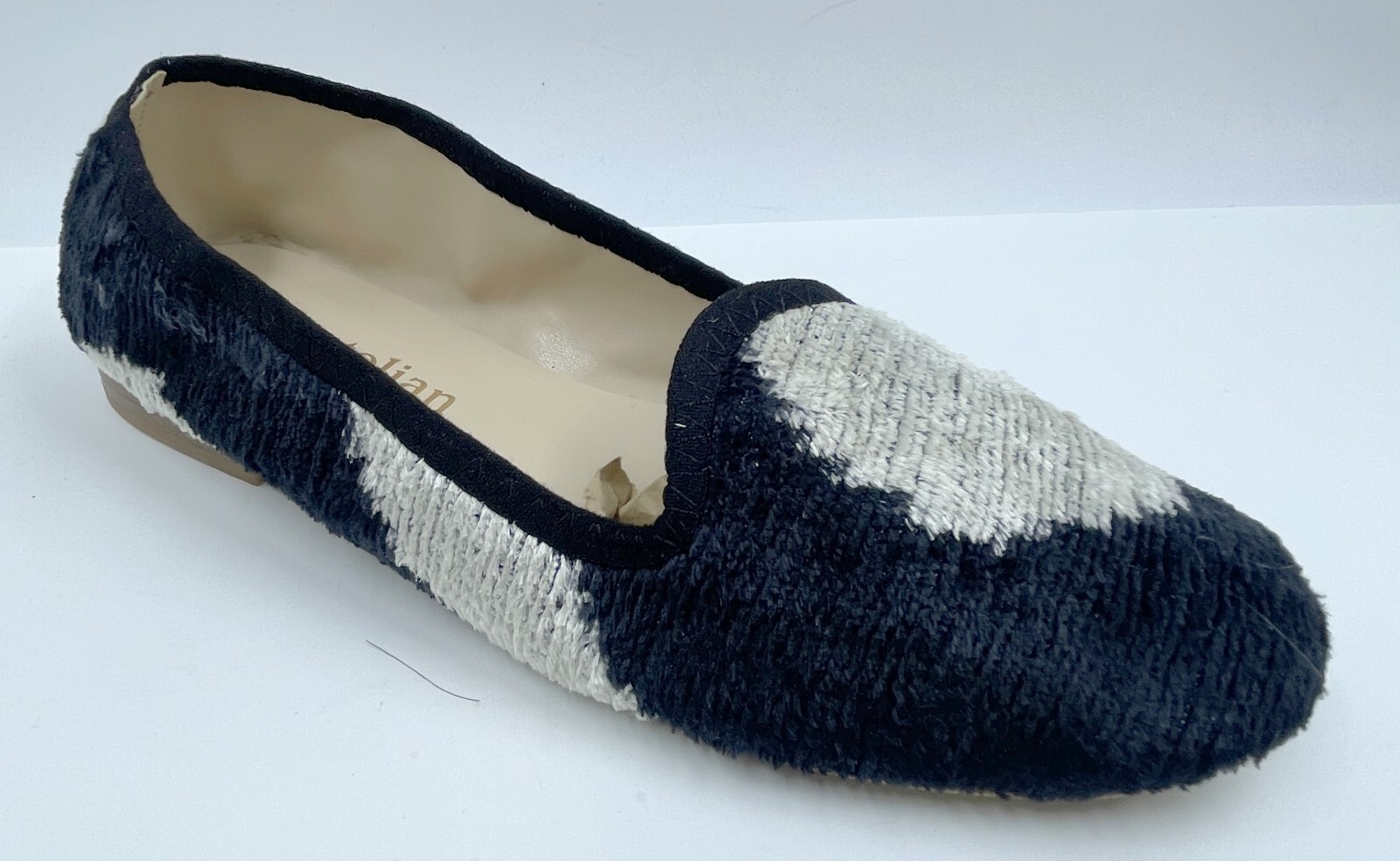 Anatolian Women’s Shoes Size 7.5 Black Leather Slip On Flat Comfort Loafer