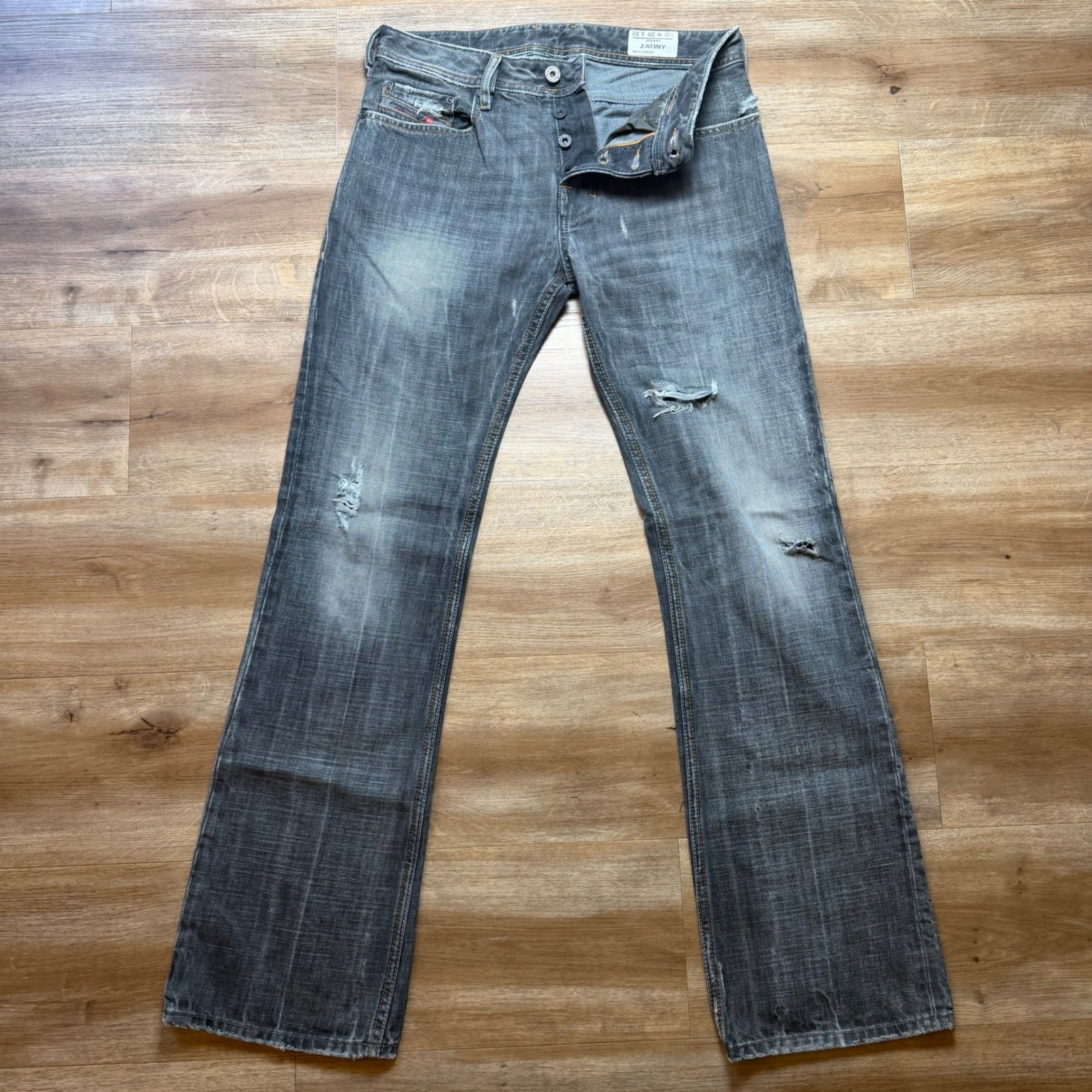 Diesel Zatiny Jeans Men 29×32 Grey Distressed Bootcut Denim Charcoal Punk 008C6
