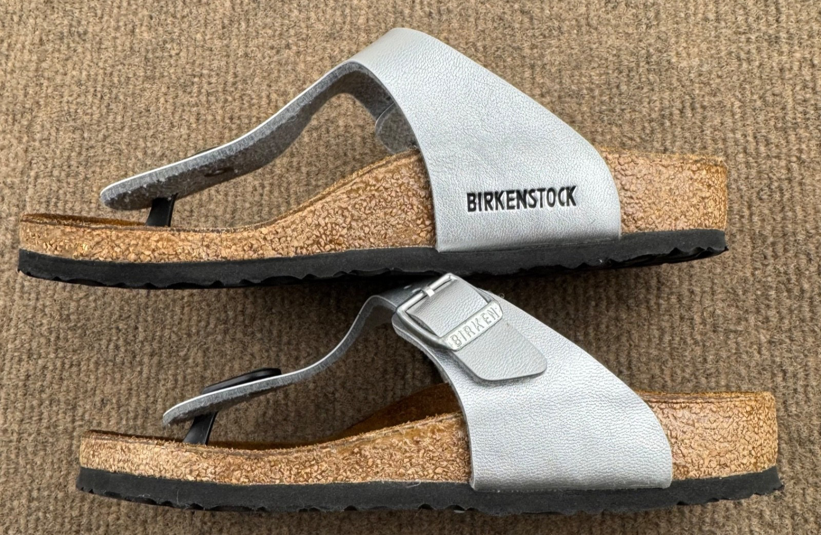 BIRKENSTOCK Gizeh Metallic Silver Sandals 200 C13 Kids 31/US 13-13.5