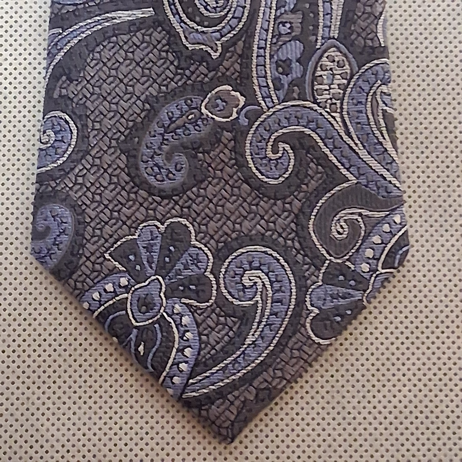 Joseph Abboud Silk Necktie Gray Blue Paisley 58″ x 3 1/8″ New With Tags $79.50