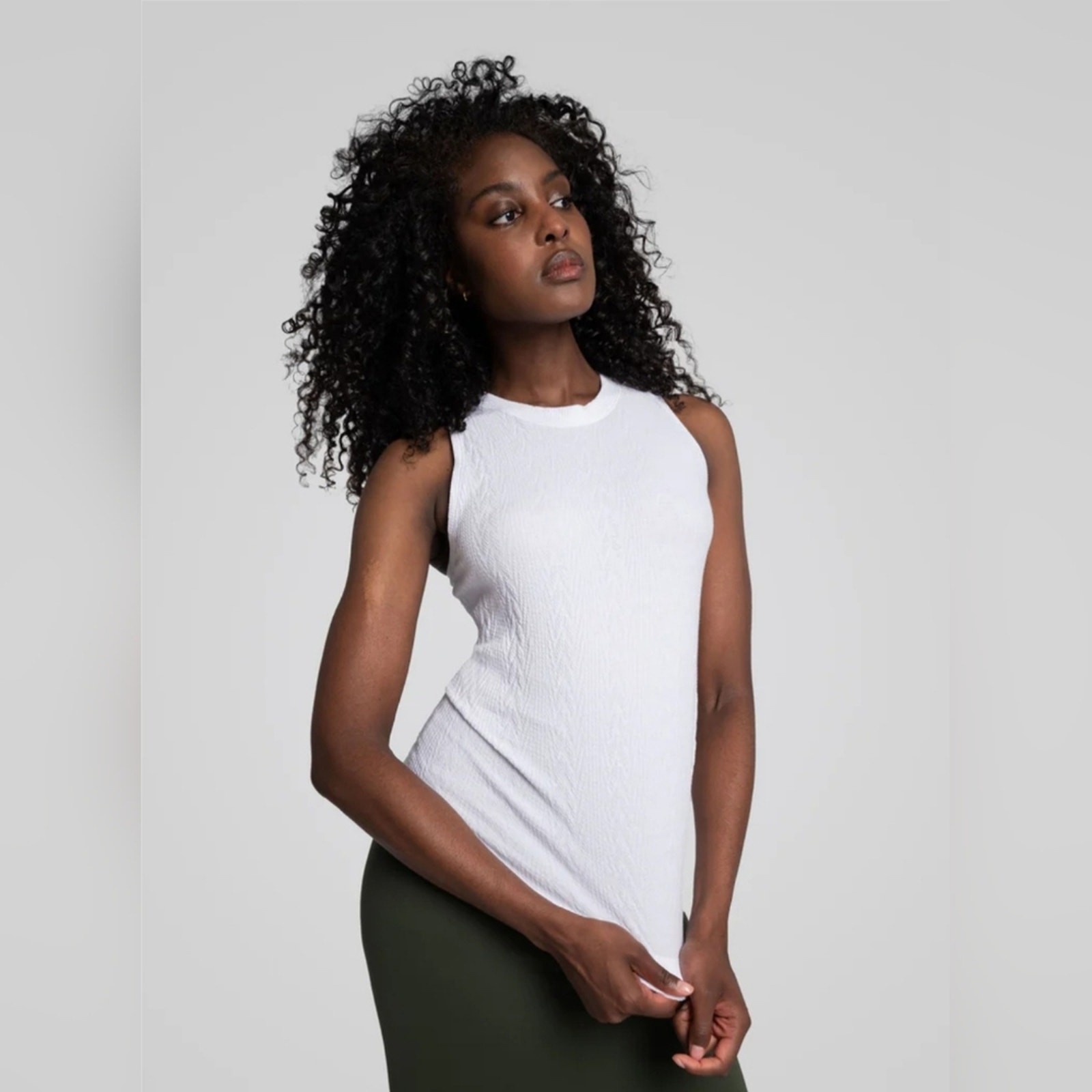 Epoque Evolution Women’s White Organic Cotton Racerback Tank Top Size Medium