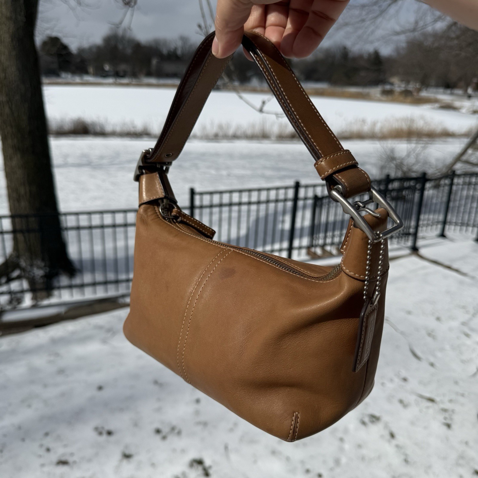 COACH 9564 British Tan Leather Legacy Demi Hobo Shoulder Bag Convertible Strap
